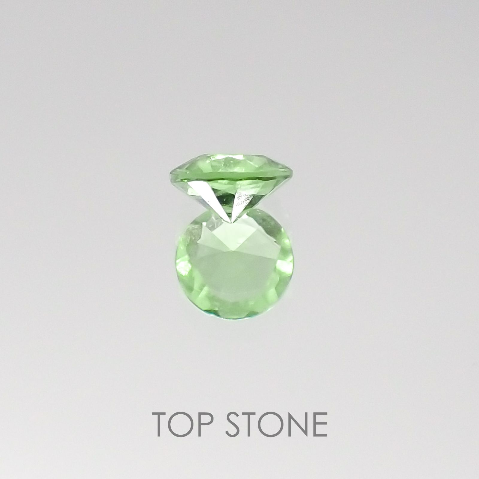 ミントガーネット タンザニア産 ルース 0.22ct[5523]3.8×3.8mm前後