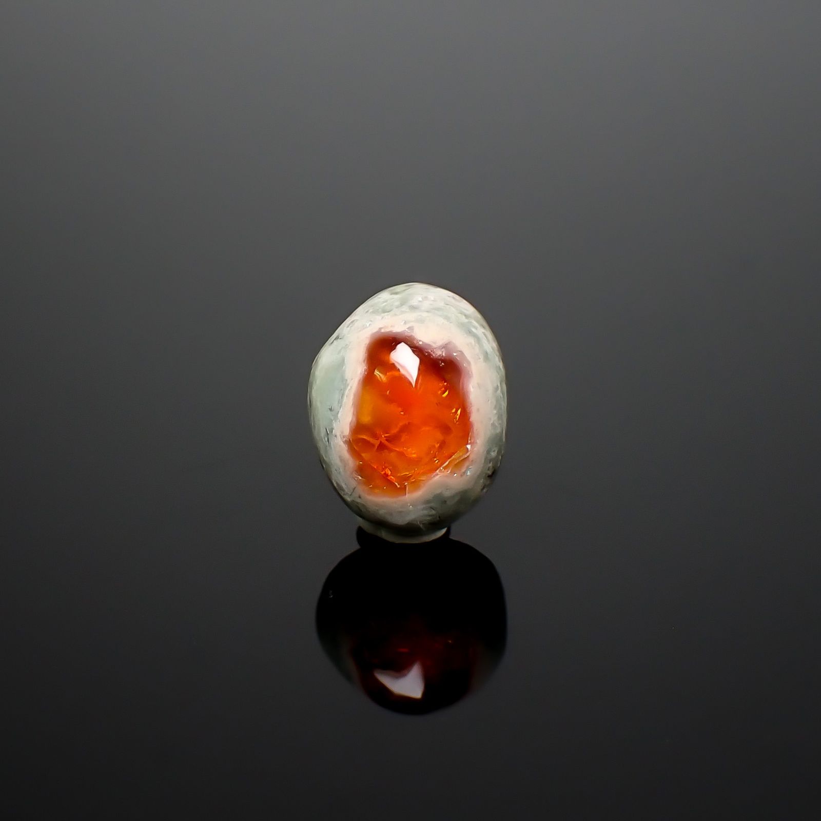 カンテラオパール メキシコ産 2.64ct / 10.9x8.7mm前後 [260933083]