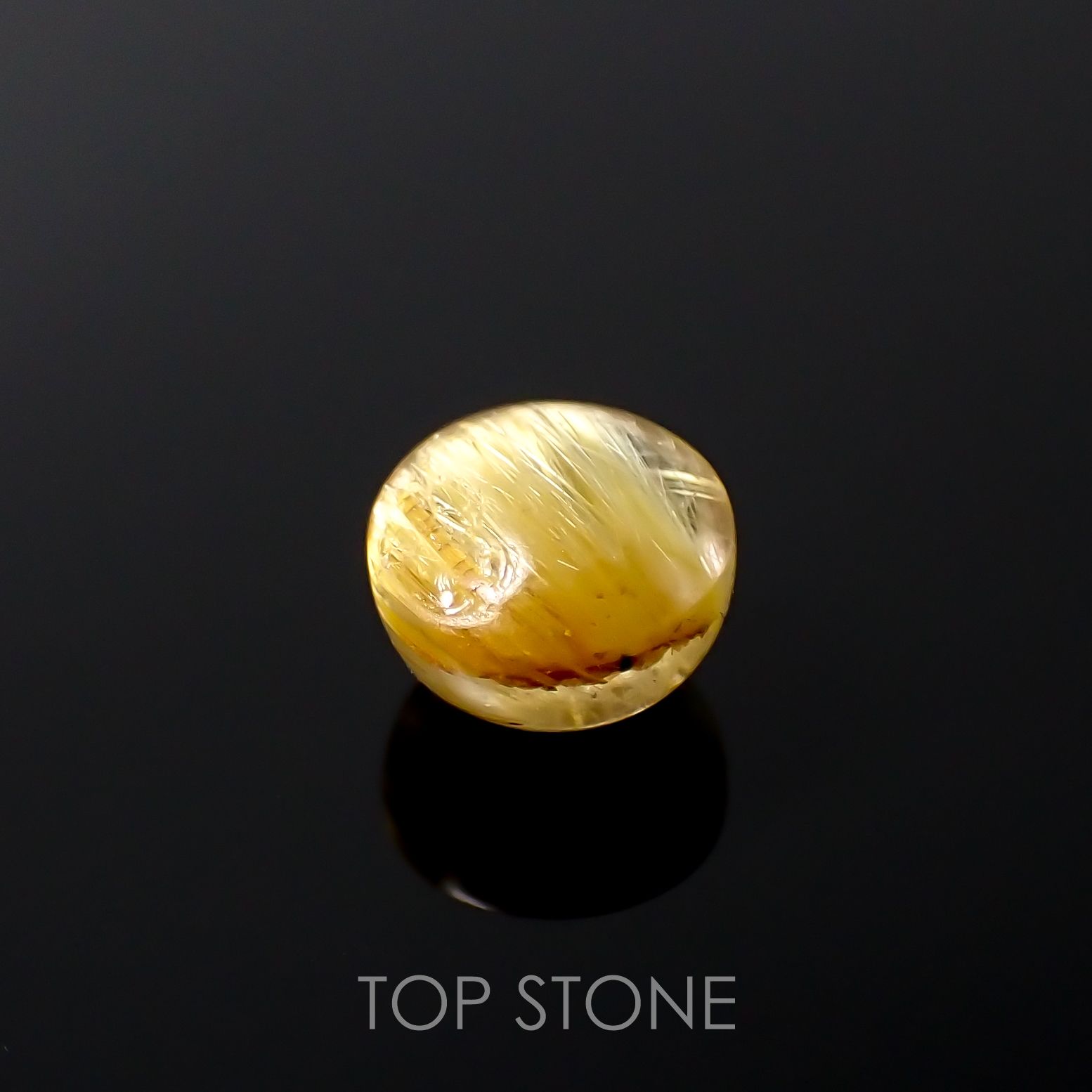 ルチルクォーツ(宝石名ルチルレイテッド・クォーツ) ブラジル産 2.21ct 識別済[210913303]7.4×7.4mm前後