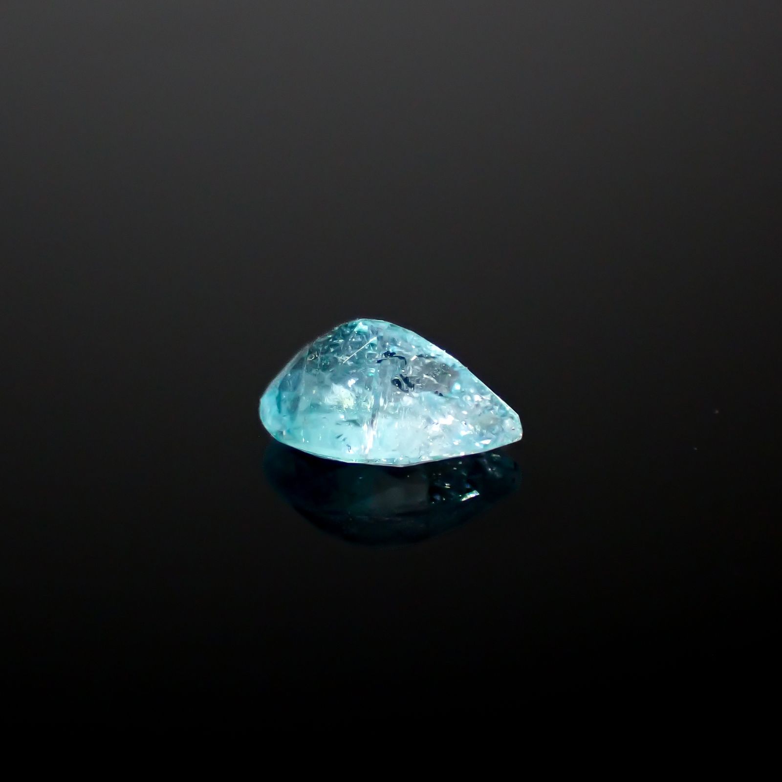 パライバトルマリン ブラジル産 0.31ct[240928745]5.3x3.8mm前後