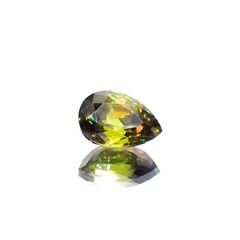 カラーチェンジスフェーン パキスタン産 1.50ct [230120042]8.3x5.5mm前後