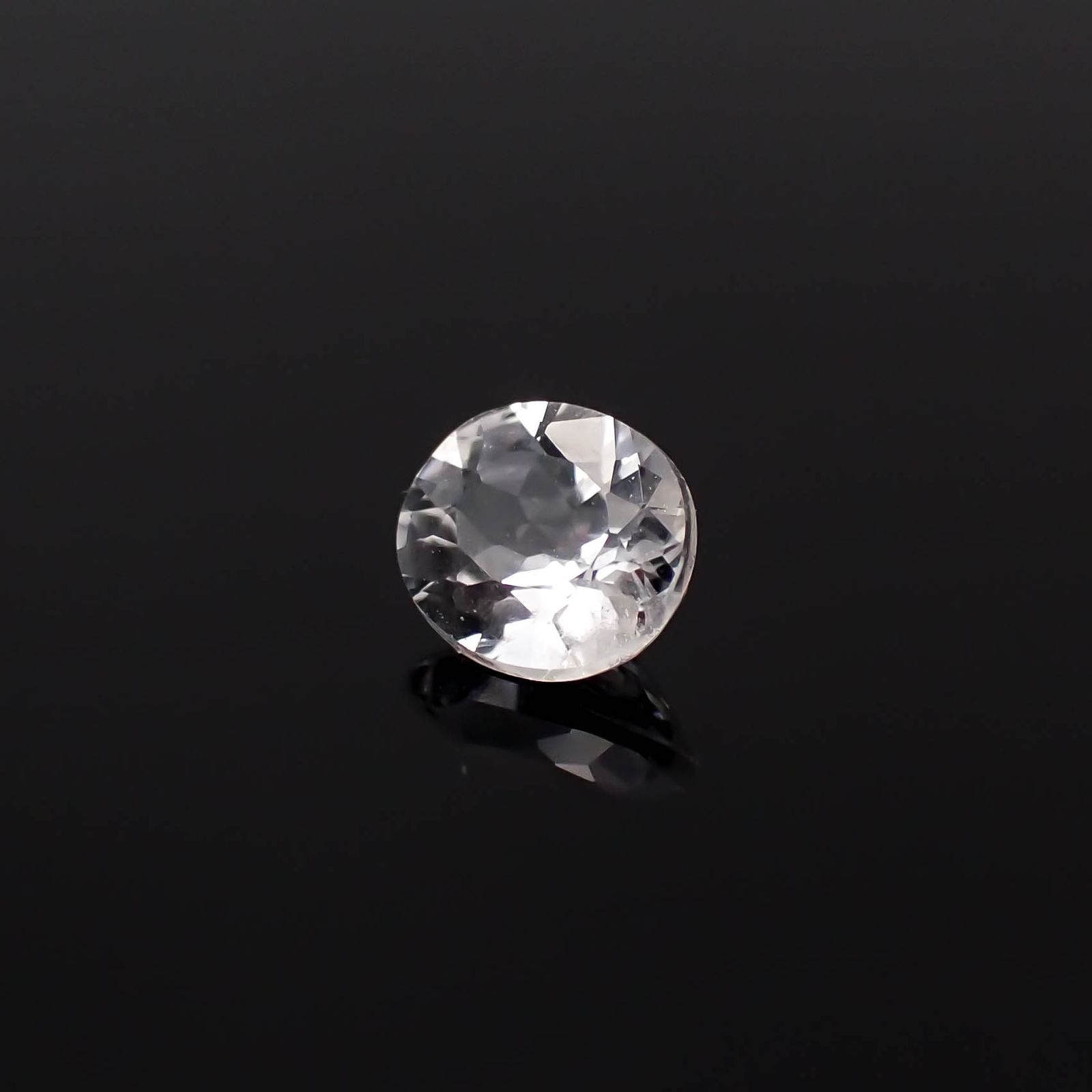 フェナカイト(宝石名フェナカイト)マダガスカル/ブラジル産 0.34ct 識別済[230522026]4.8x4.1mm前後