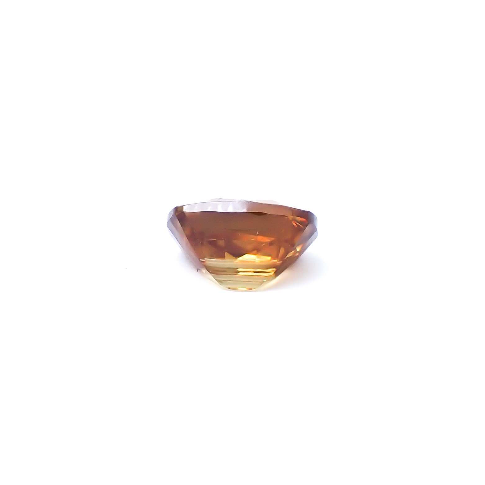 ゴールデンスフェーン マダガスカル産 1.28ct / 7.1x5.7mm前後 [260632353]