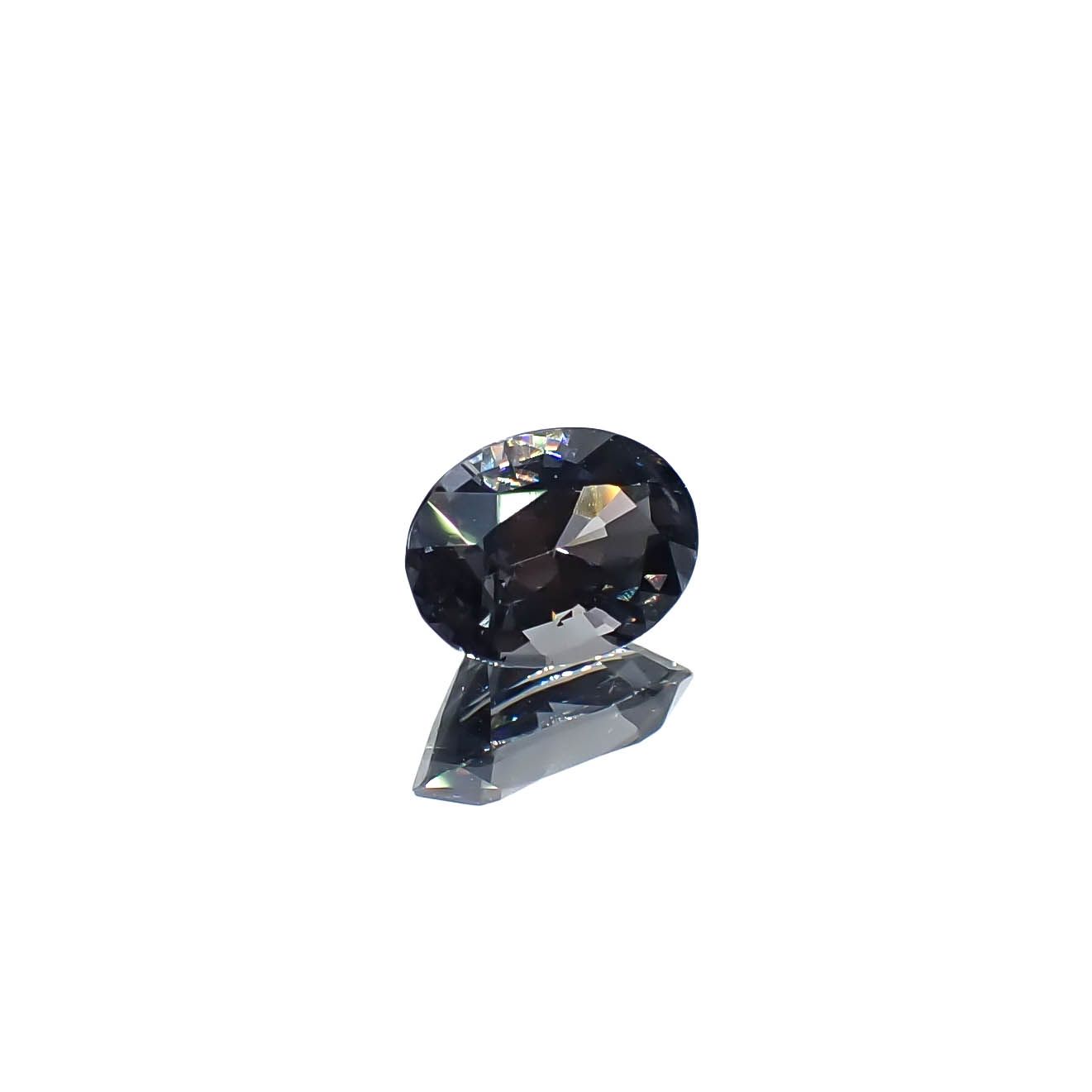 プラチナスピネル(宝石名スピネル)ビルマ産 0.834ct ソ付(彩珠)[250730759]6.9x4.9mm前後