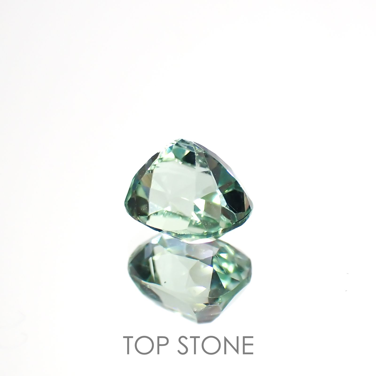 ブルーグリーントルマリン(宝石名トルマリン)アフガニスタン産 0.98ct 識別済[221018341]6.1x5mm前後