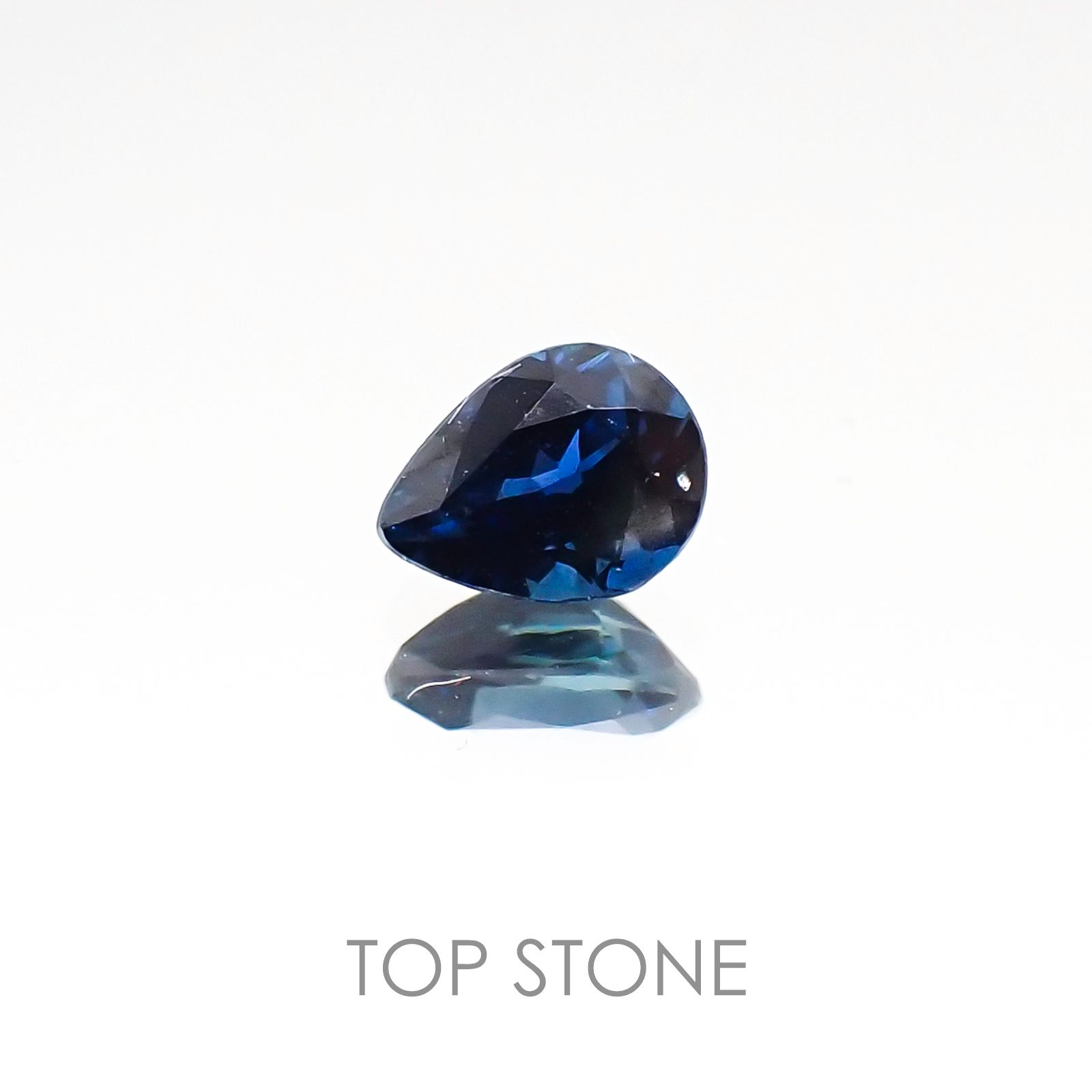 ゴールドシーンサファイア非加熱(宝石名シーン・サファイア) ケニア産 0.28ct 識別済[20117122]4.5×3.4mm前後