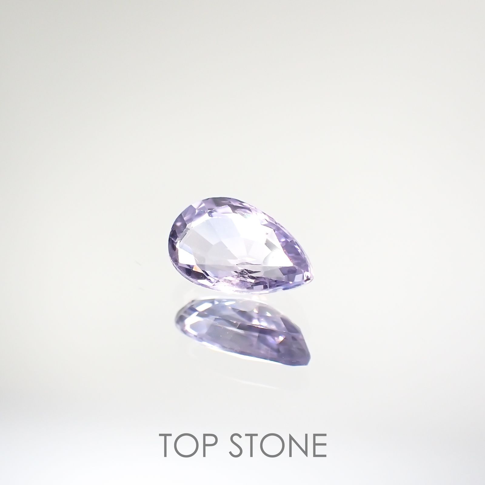 ラベンダーサファイア(宝石名サファイア) マダガスカル/スリランカ産 0.99ct 識別済[210812502]7.9×4.9mm前後