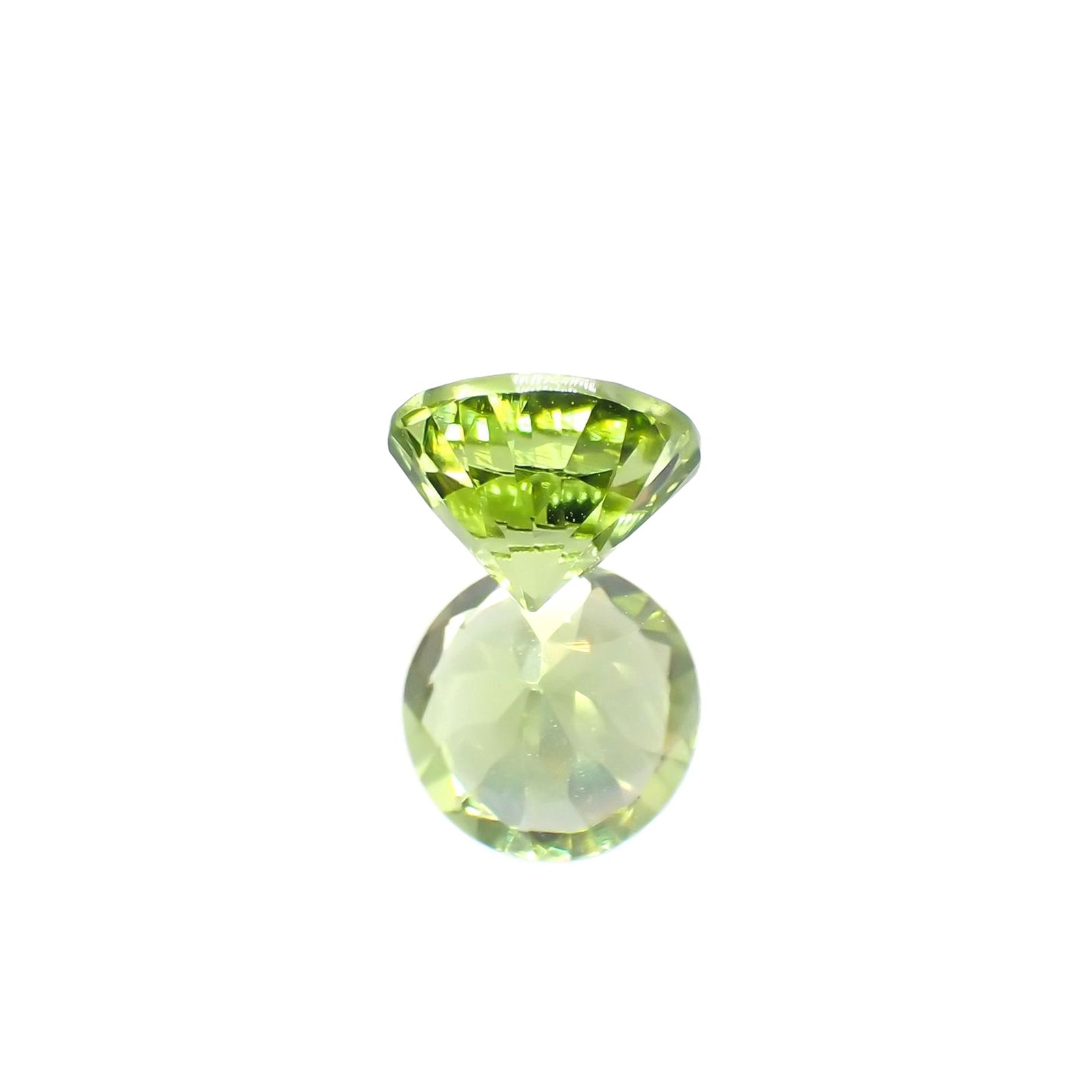 ペリドット(宝石名ペリドット) パキスタン産 識別済 1.10ct / 6.4x6.4mm前後 [210813070]