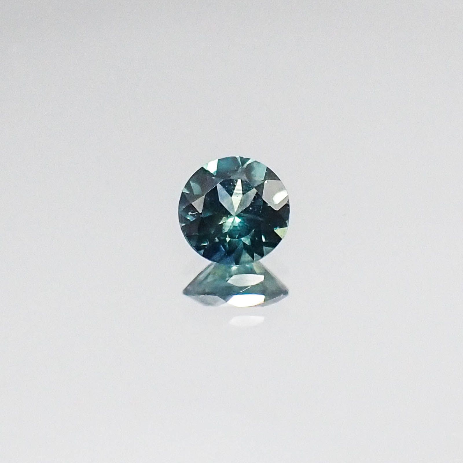 モンタナサファイア アメリカ産 ルース 0.38ct[20073878]4.5×4.5mm前後