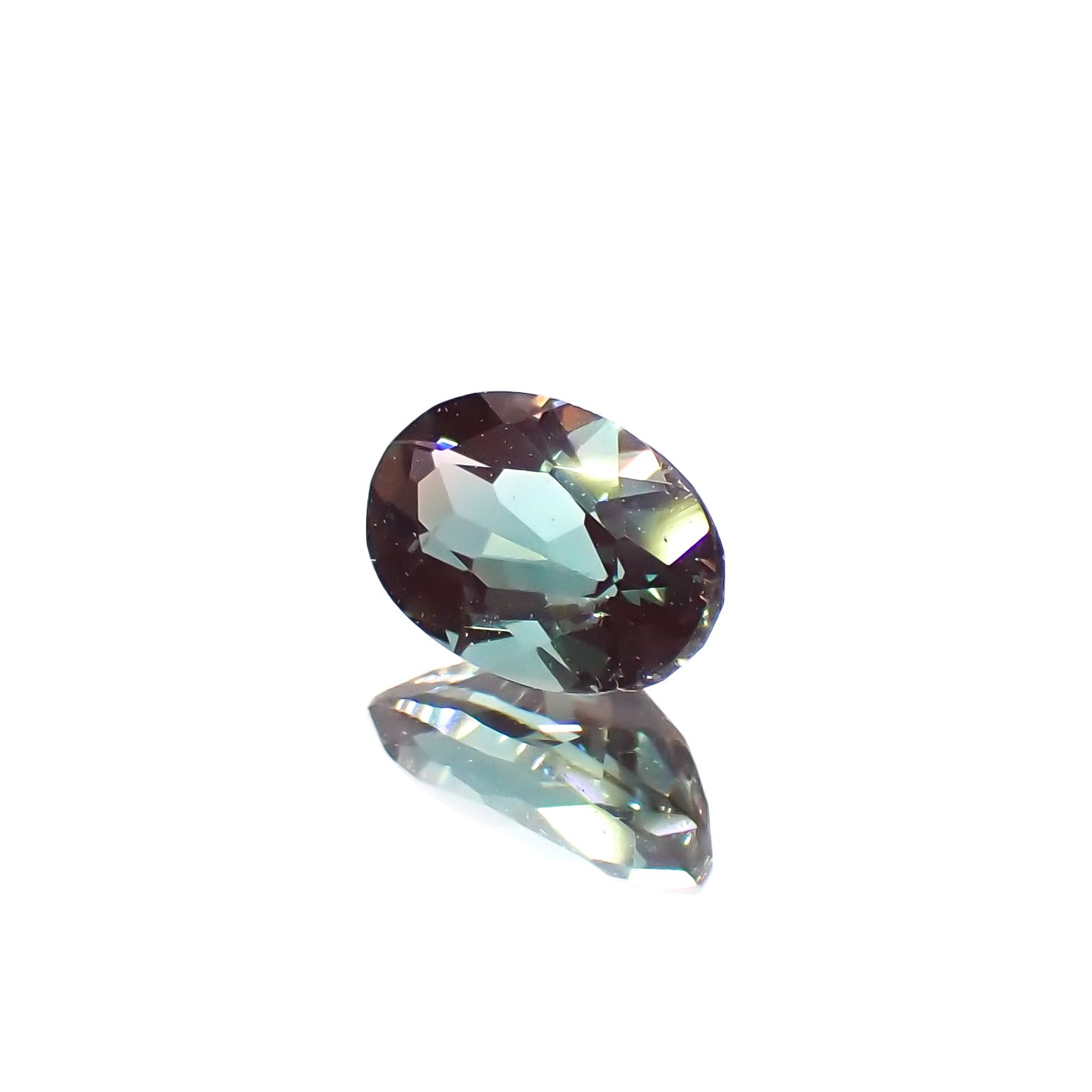 カラーチェンジアンデシン モンゴル産 0.39ct[230421473]5.8x3.9mm前後