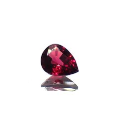 レッドスピネル(宝石名レッド・スピネル)タンザニア産 0.31ct 識別済[240728577]5x3.8mm前後