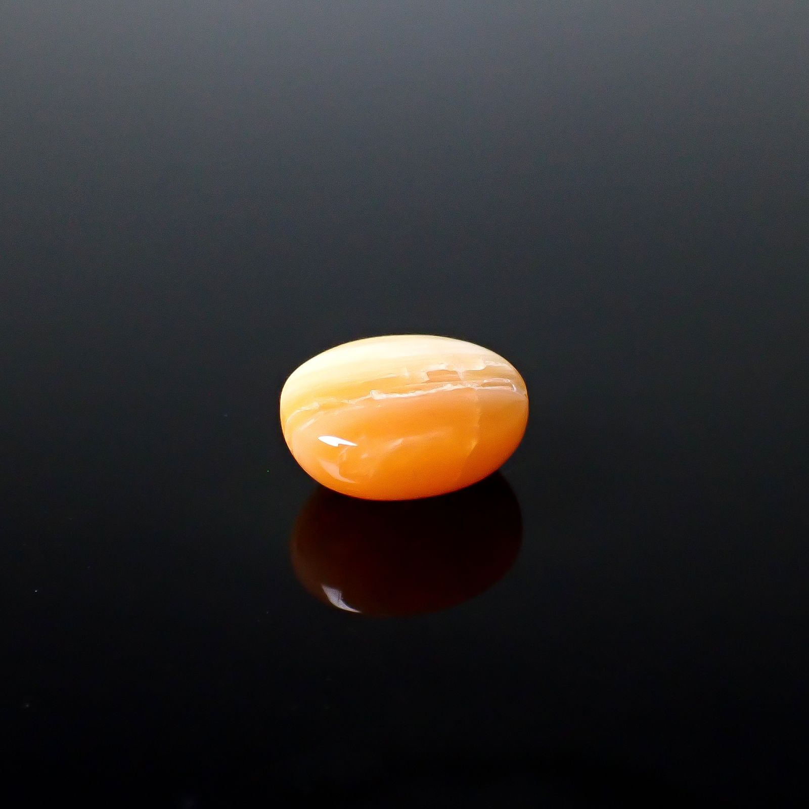 北海道オパール 北海道河東郡鹿追町然別産 5.64ct [250530395]13.1x11mm前後