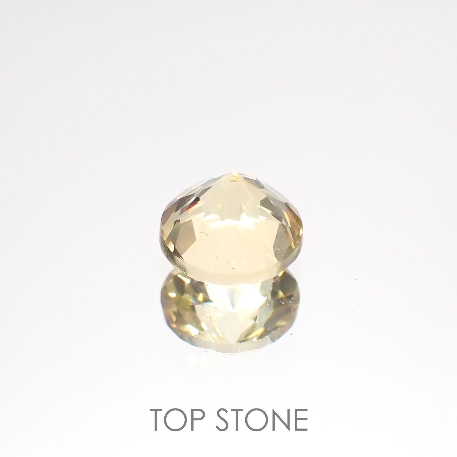 イエローベリル(宝石名イエロー・ベリル)ブラジル産 0.88ct 識別済[220515857]6x6mm前後