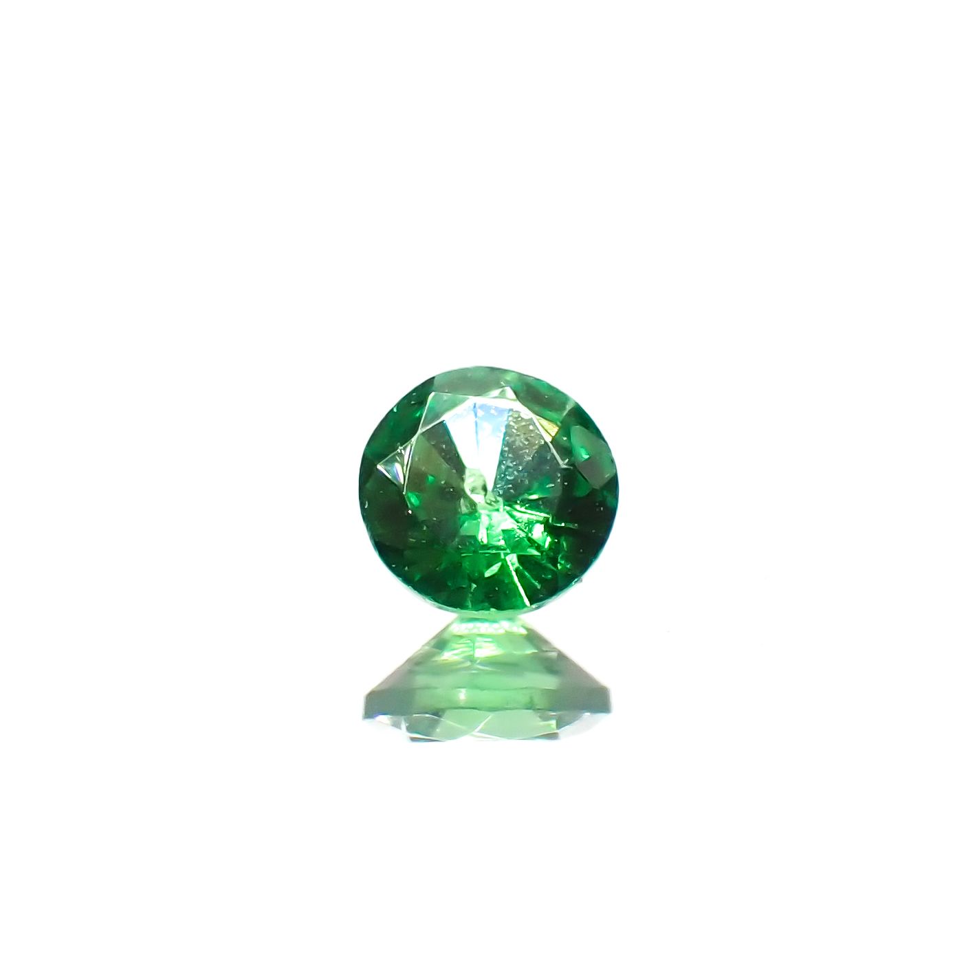 ツァボライト(宝石名グリーン グロッシュラー・ガーネット)タンザニア産 0.12ct 識別済[240226091]3x3mm前後