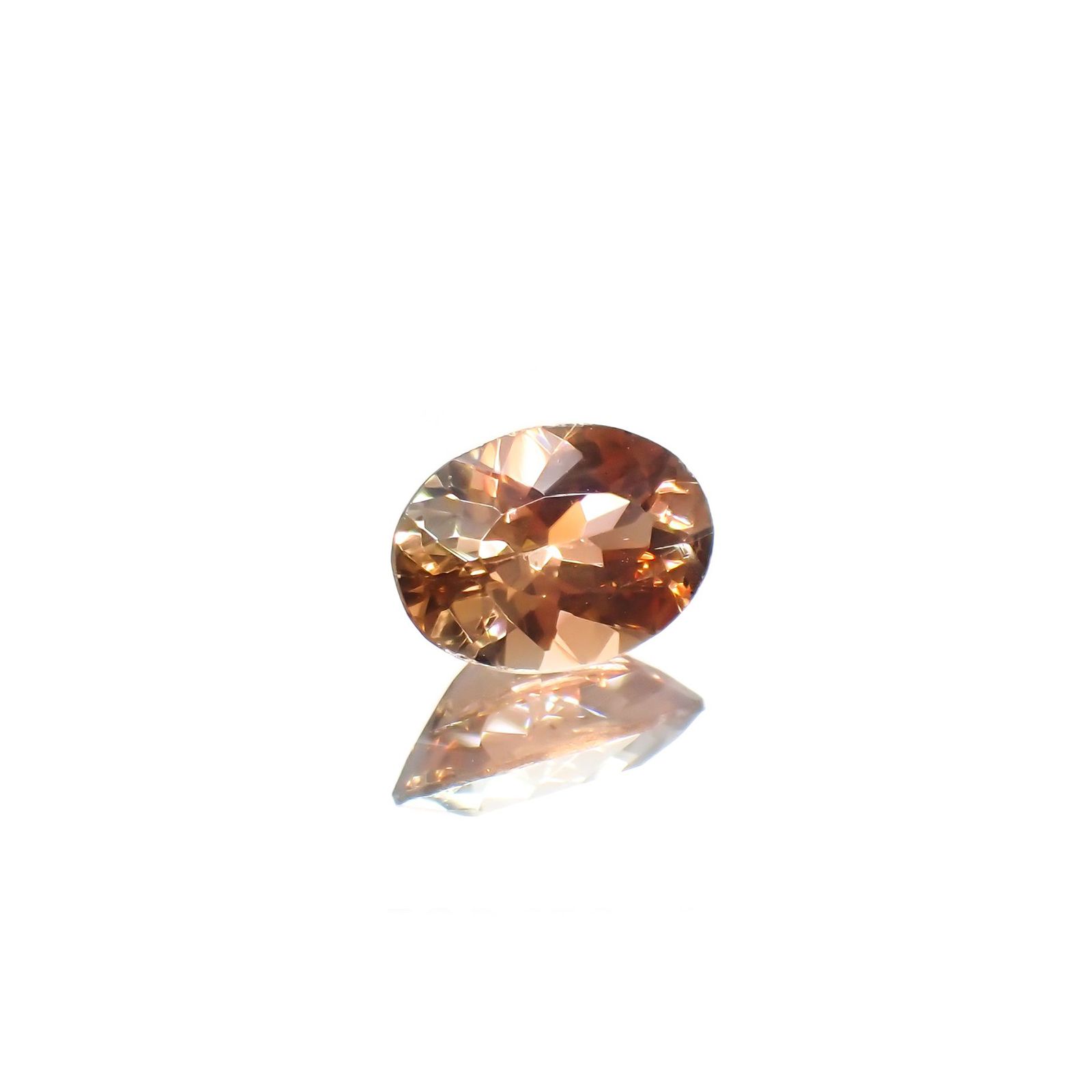 アンダリュサイト(宝石名アンダリュサイト)スリランカ/モザンビーク産 0.70ct 識別済[220114427]7x5mm前後