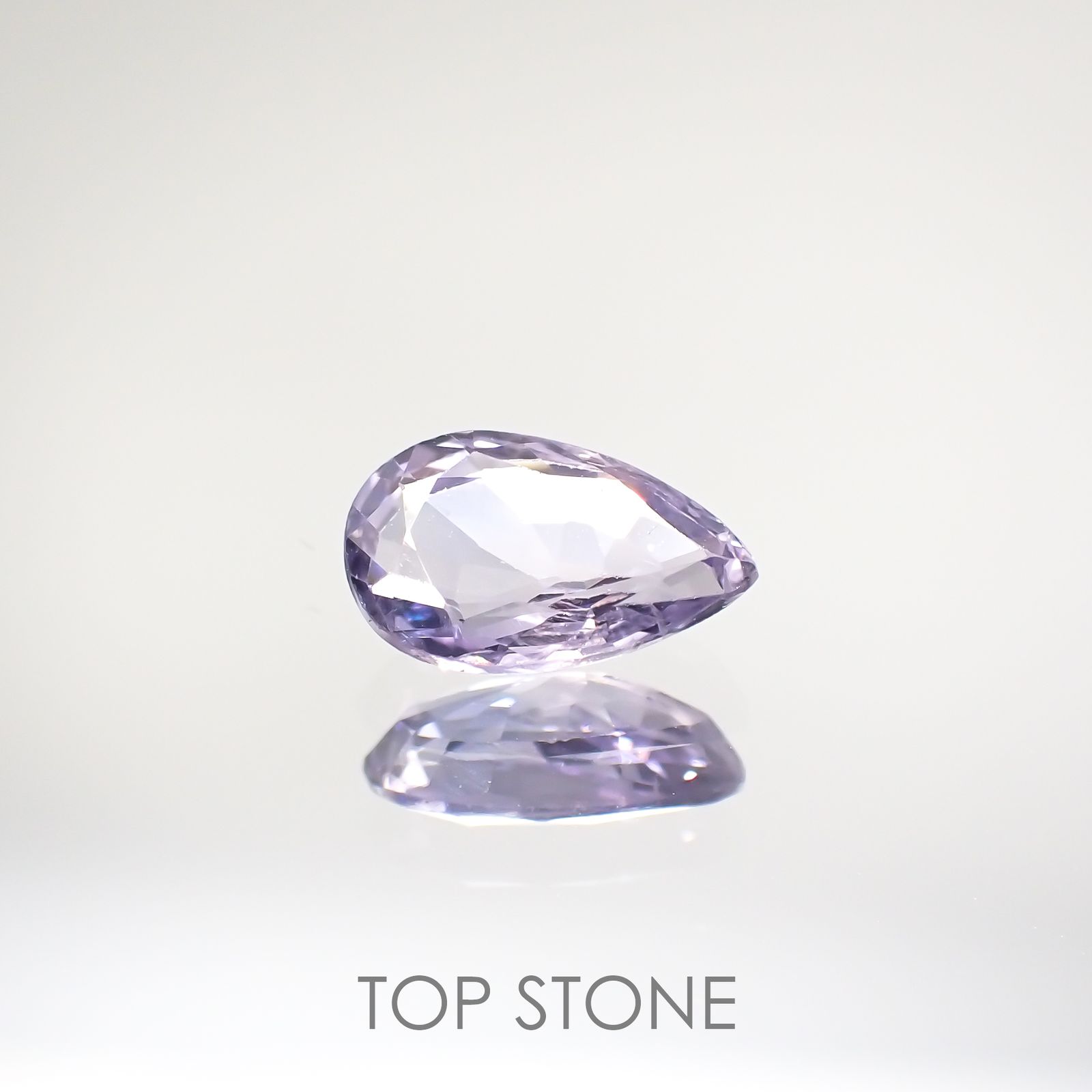 ラベンダーサファイア(宝石名サファイア) マダガスカル/スリランカ産 0.99ct 識別済[210812502]7.9×4.9mm前後