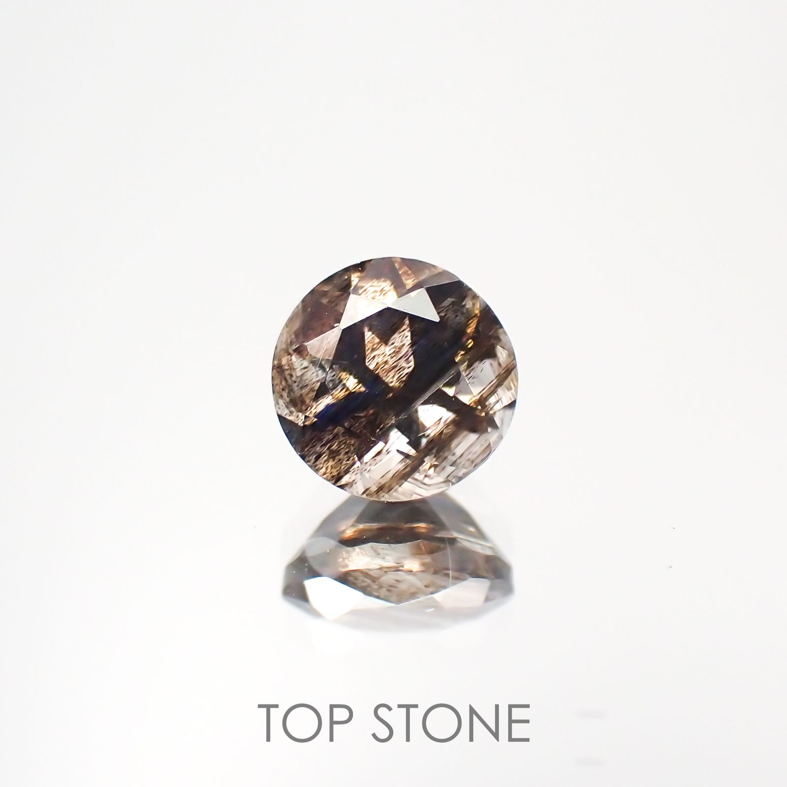 レインボースキャポライト ブラジル産 0.45ct[221119048]4.9x5mm前後