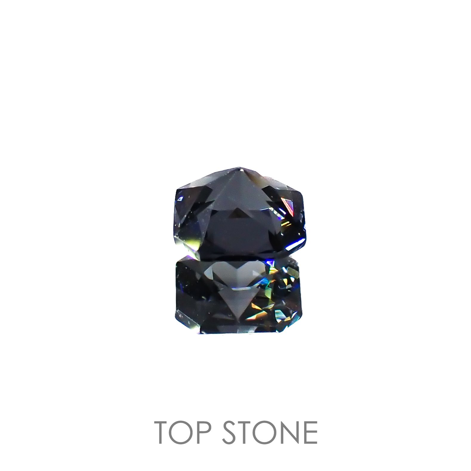 グレースピネル(宝石名スピネル)ビルマ/マダガスカル産 0.70ct 識別済[220716821]5.2x5.2mm前後