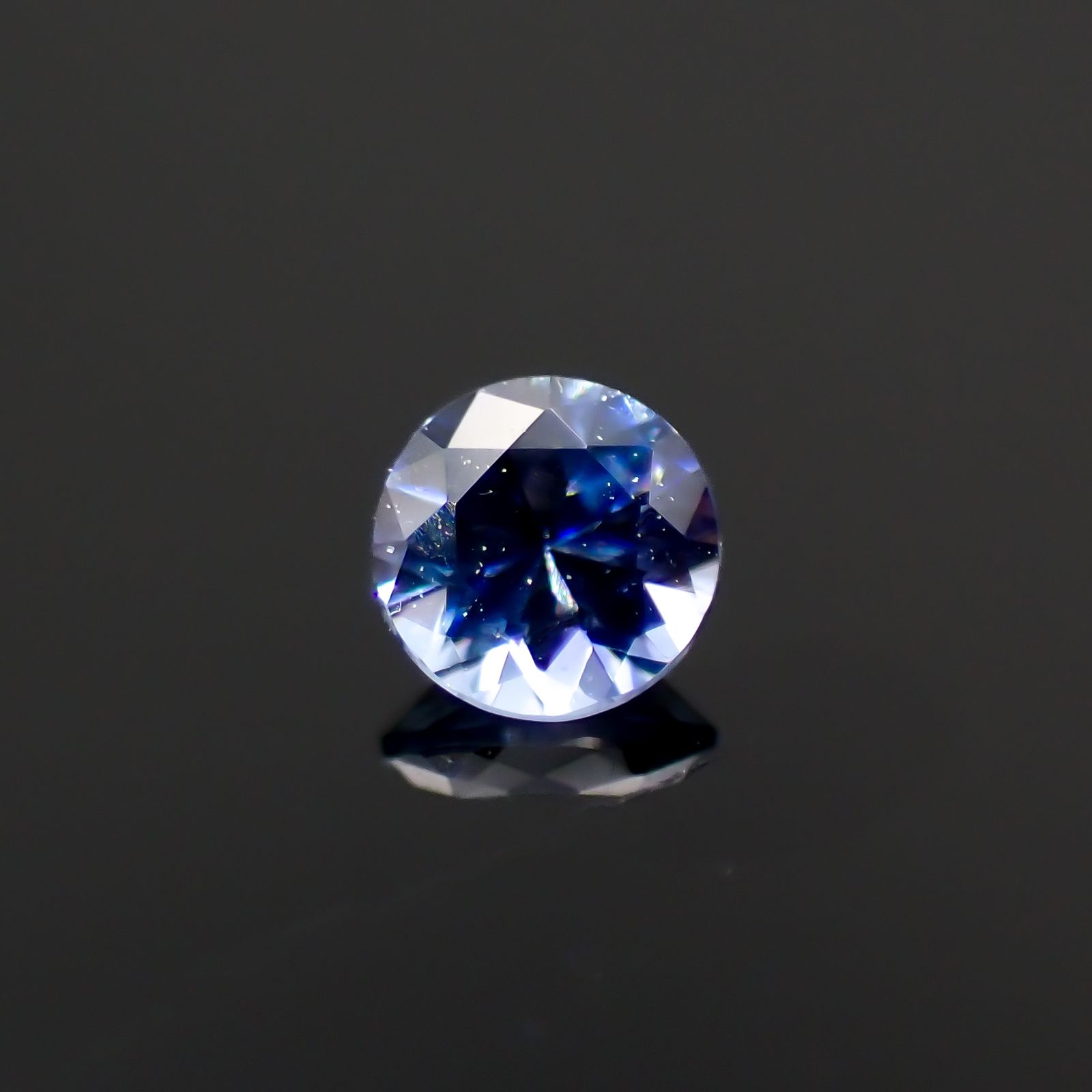 ベニトアイト アメリカ・カリフォルニア州産 0.089ct[230823217]2.6x2.6mm前後