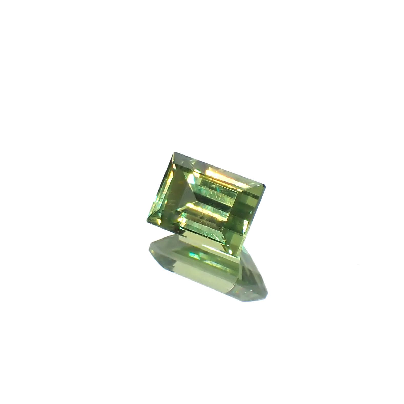 デマントイドガーネット ロシア産 0.65ct[231224555]5.5x3.8mm前後