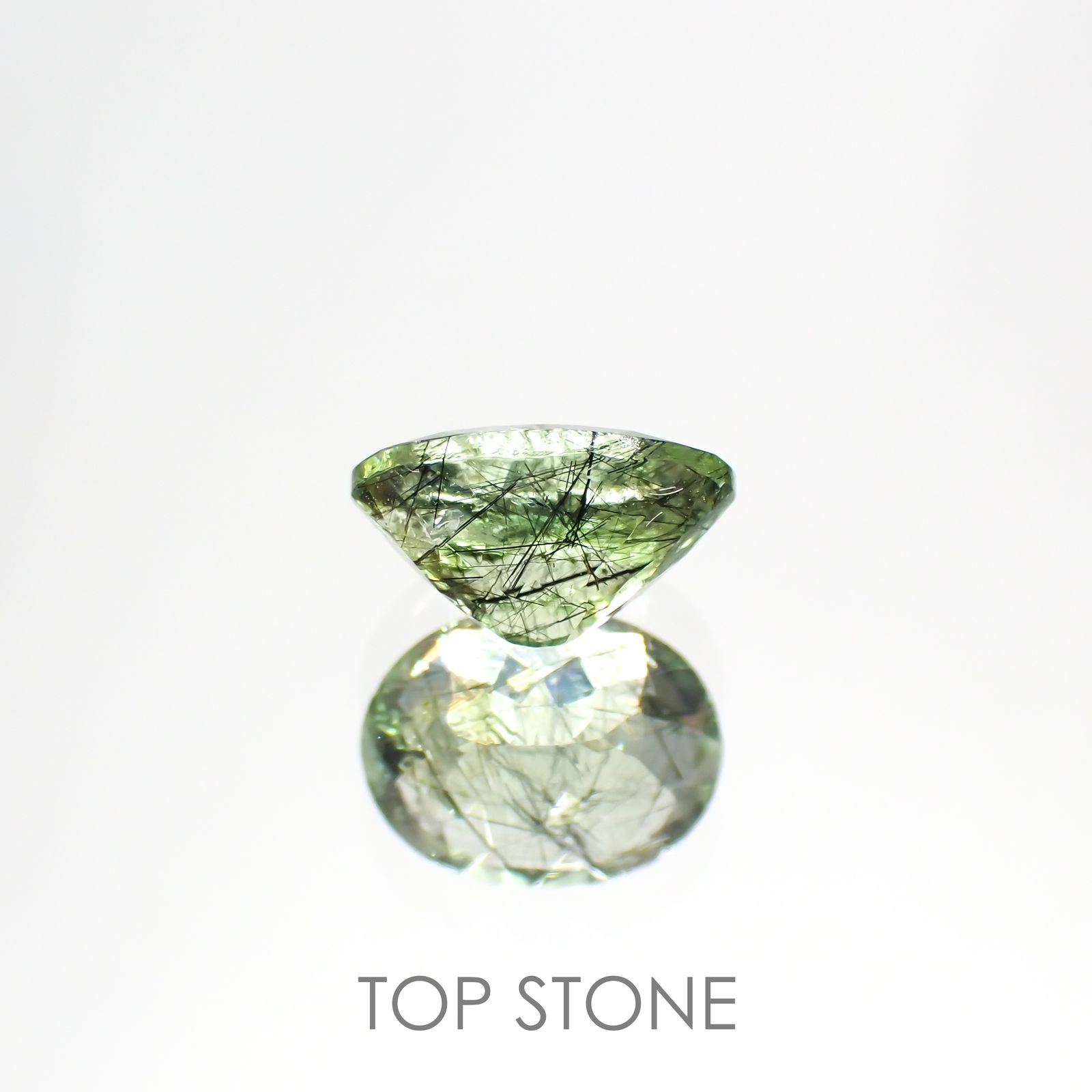 ルドウィジャイトインペリドット パキスタン産 ルース 1.36ct[210913494]7.9×6.1mm前後