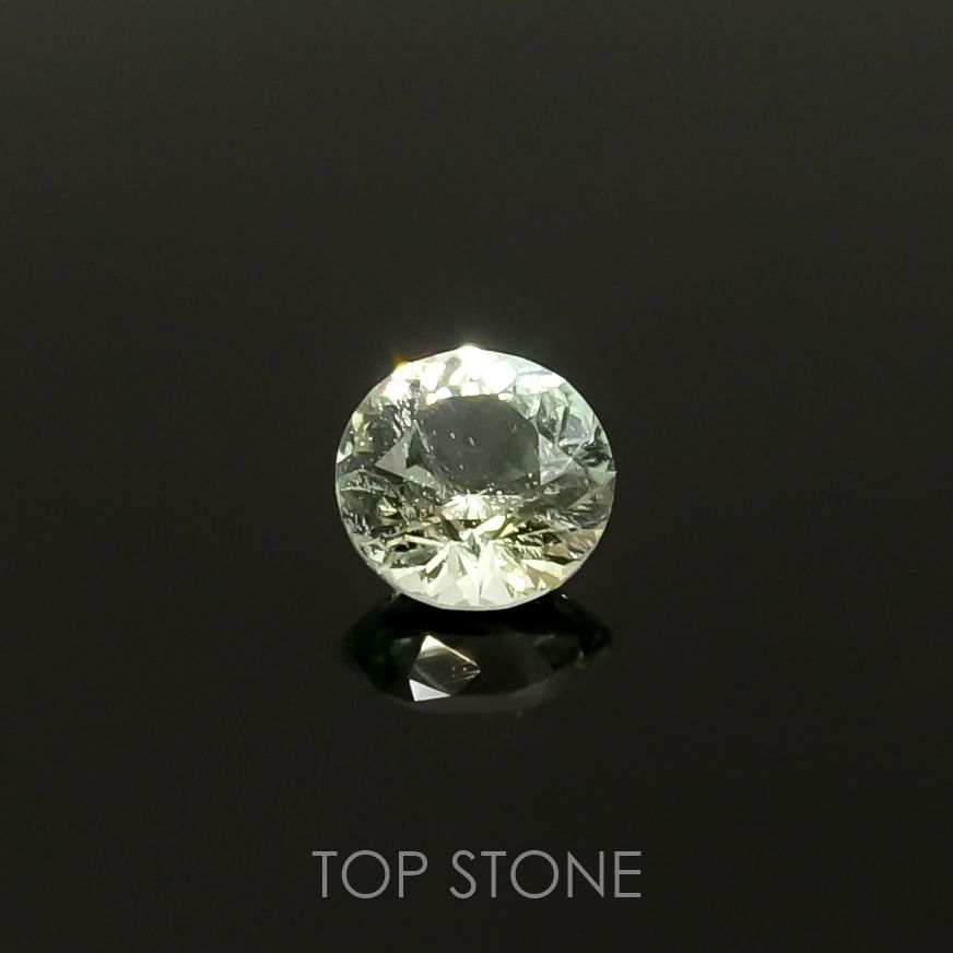 バナジウムコーネルピン(宝石名コーネルピン)タンザニア・タンガ州産 0.30ct 識別済[220115623]4.1x4.1mm前後