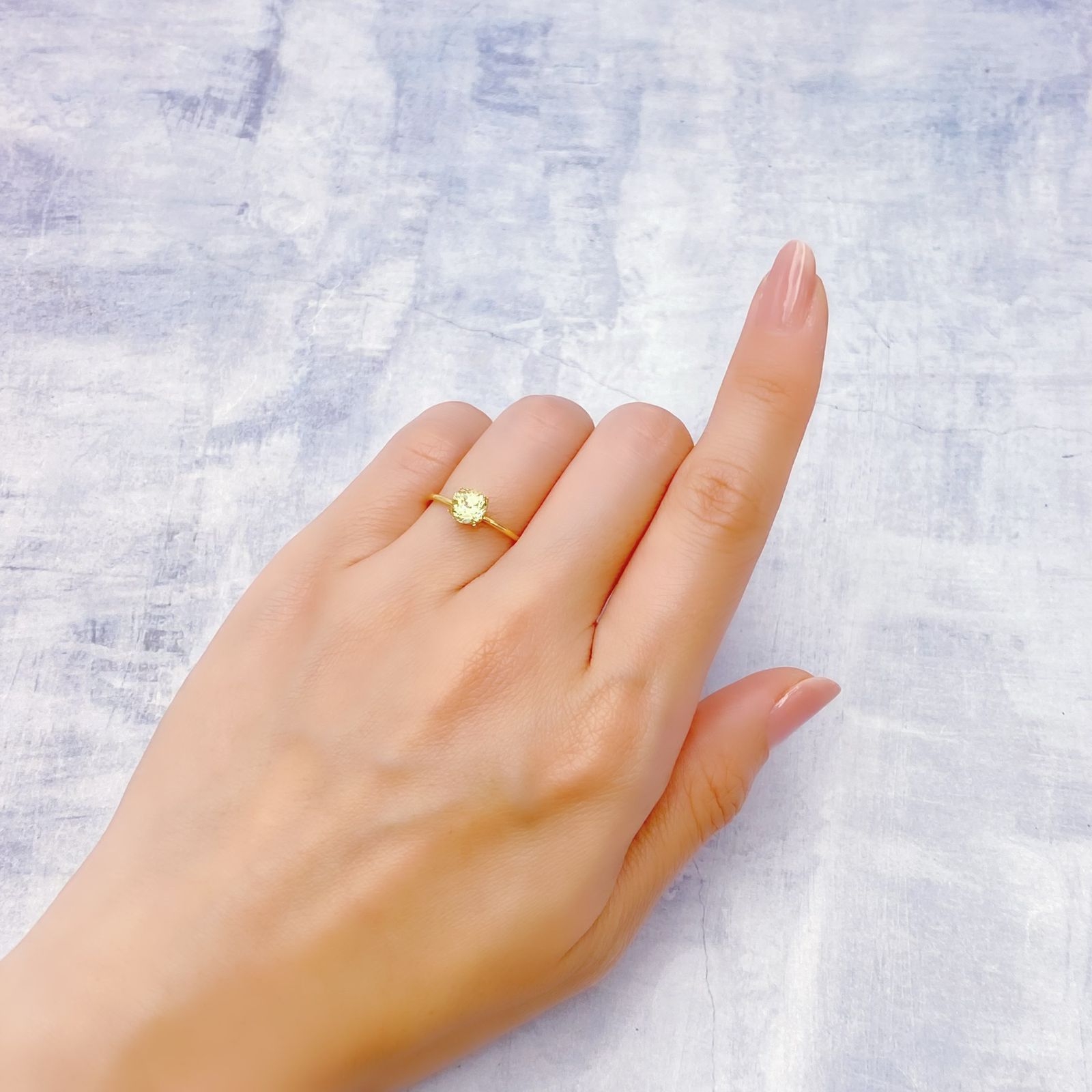 イエローアパタイト メキシコ産 0.94ct [241129467]5.4x5.4mm前後