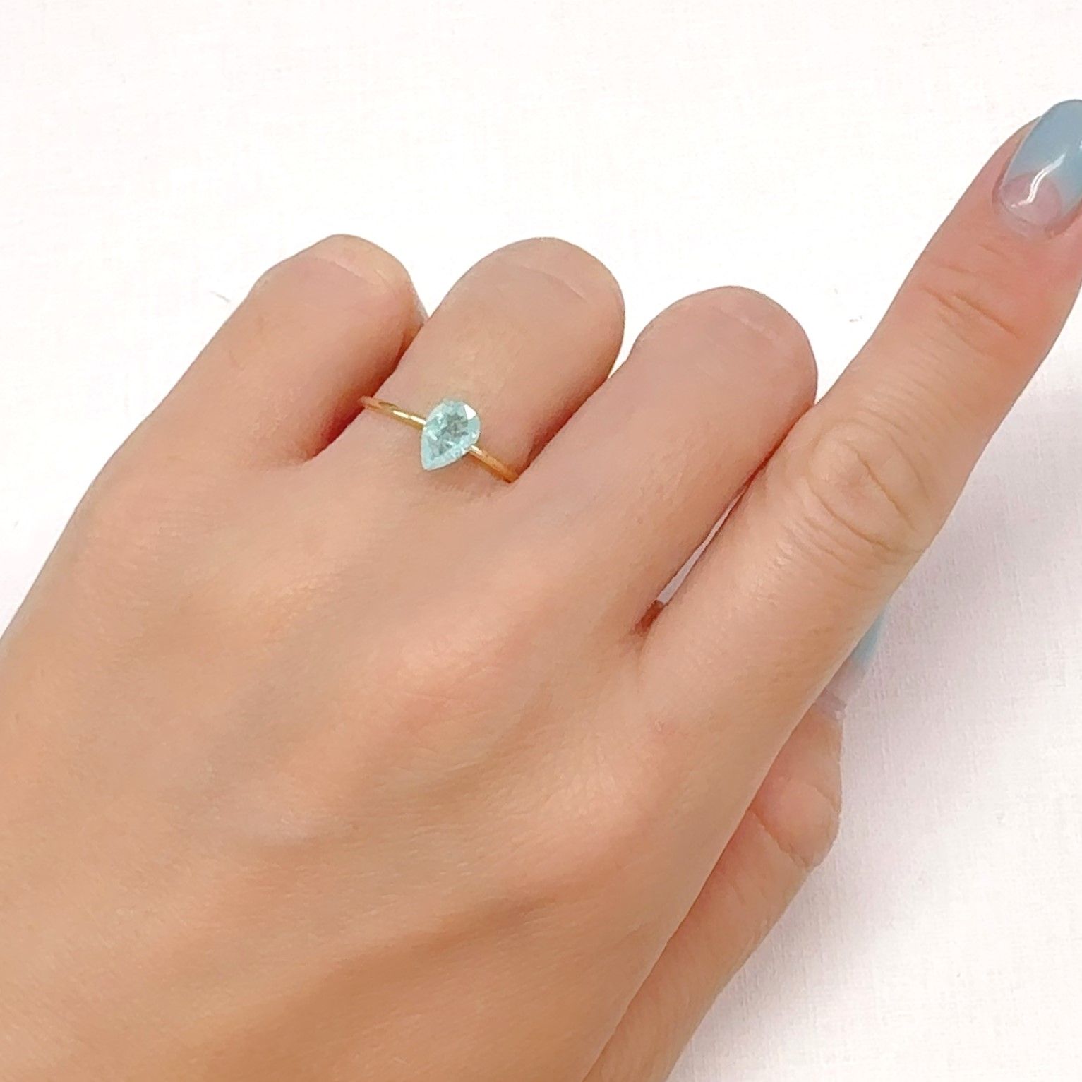 パライバトルマリン モザンビーク産 0.60ct[240928769]7.2x4.9mm前後