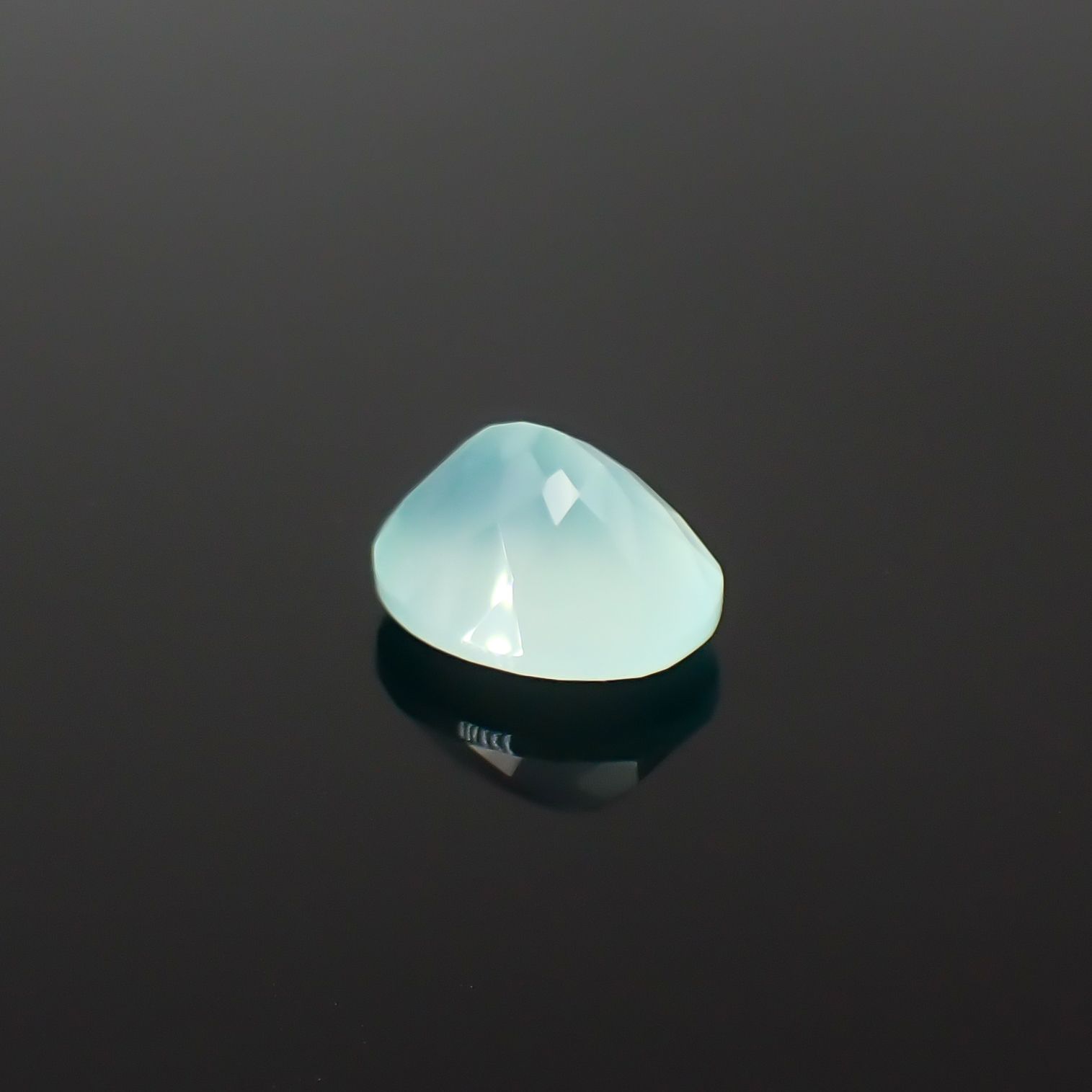 アクアプレーズ 南アフリカ産 4.92ct / 12.1x10mm前後 [260432012]