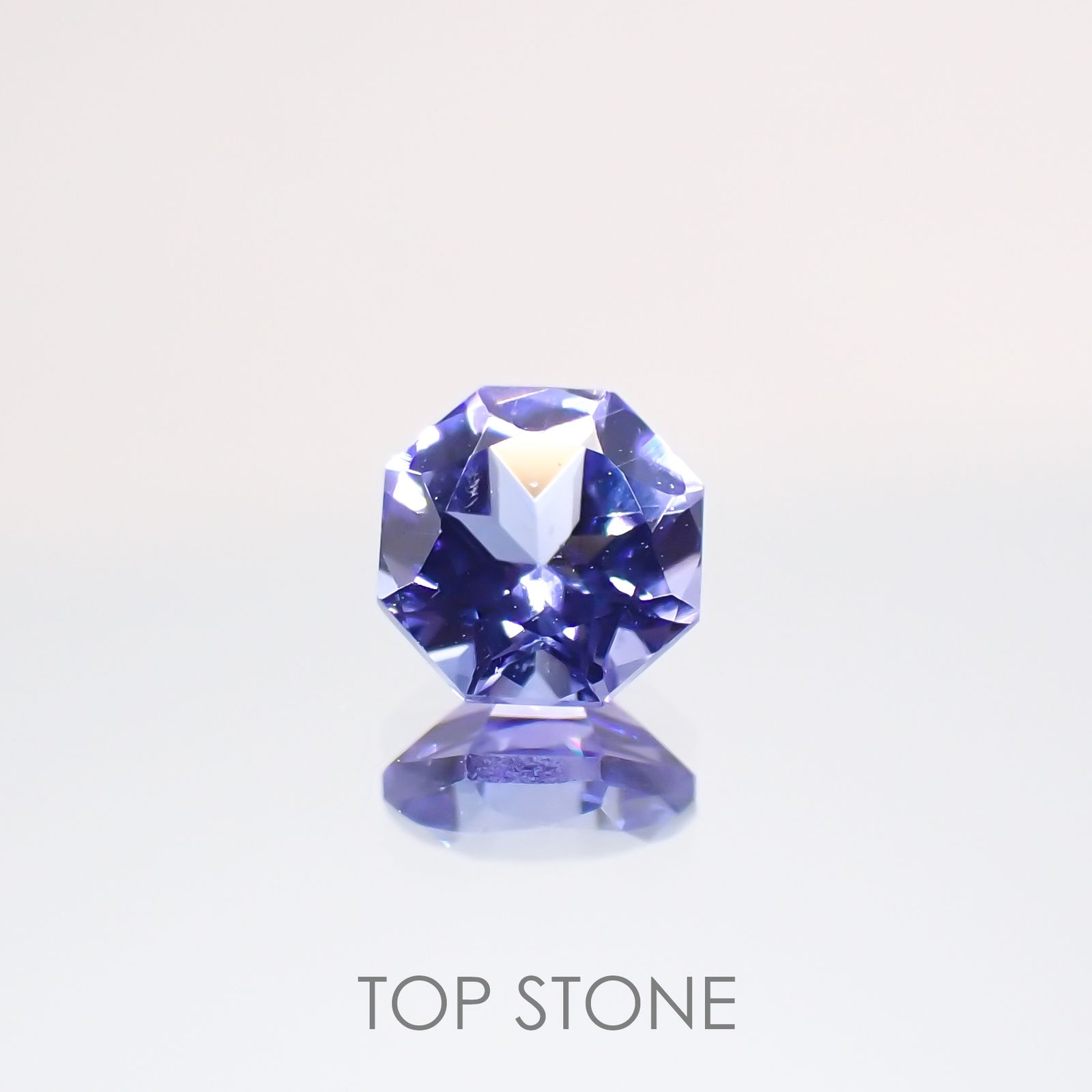 ◇オクタゴンカット◇タンザナイトSA(宝石名タンザナイト) タンザニア産 0.28ct 識別済[210610999]3.9×3.9mm前後