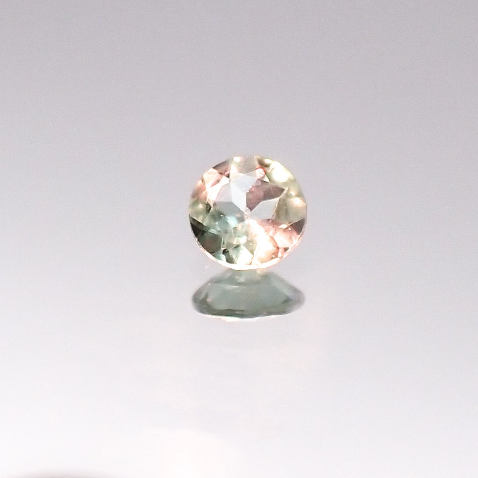 アレキサンドライト インド産 ルース 0.1ct[20095565]2.9×2.9mm前後 | TOP STONE(トップストーン)