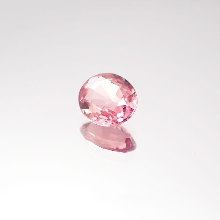 パパラチャサファイア(宝石名サファイア/別名パパラチャ・サファイア)スリランカ産 0.54ct GIA鑑付[230421631]5.62x4.66mm前後