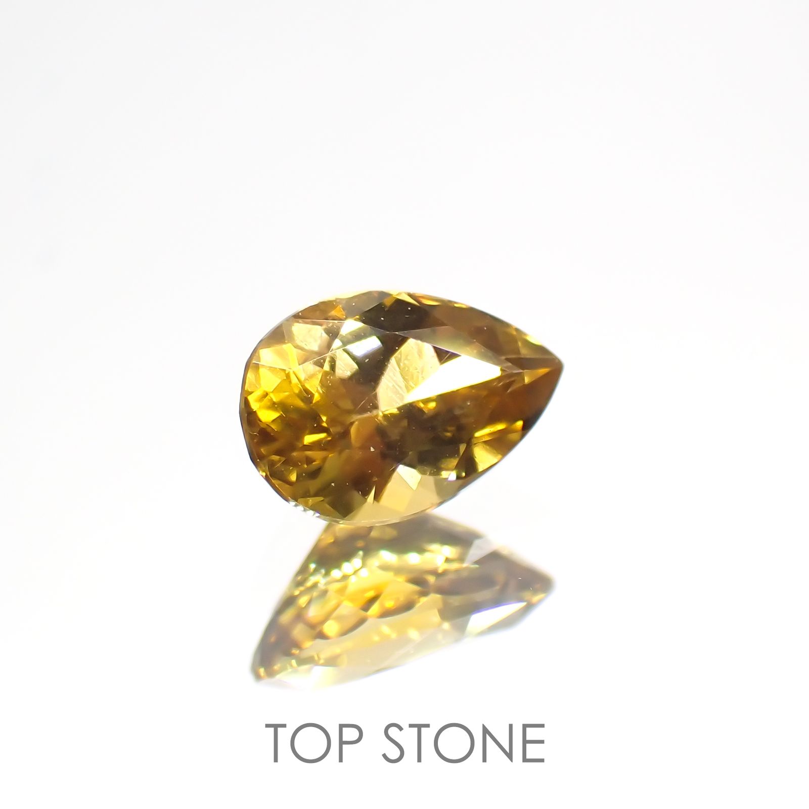クリノヒューマイト(宝石名クリノヒューマイト) パキスタン産 0.478ct ソ付(CGL)[21059601]6.1×4.1mm前後