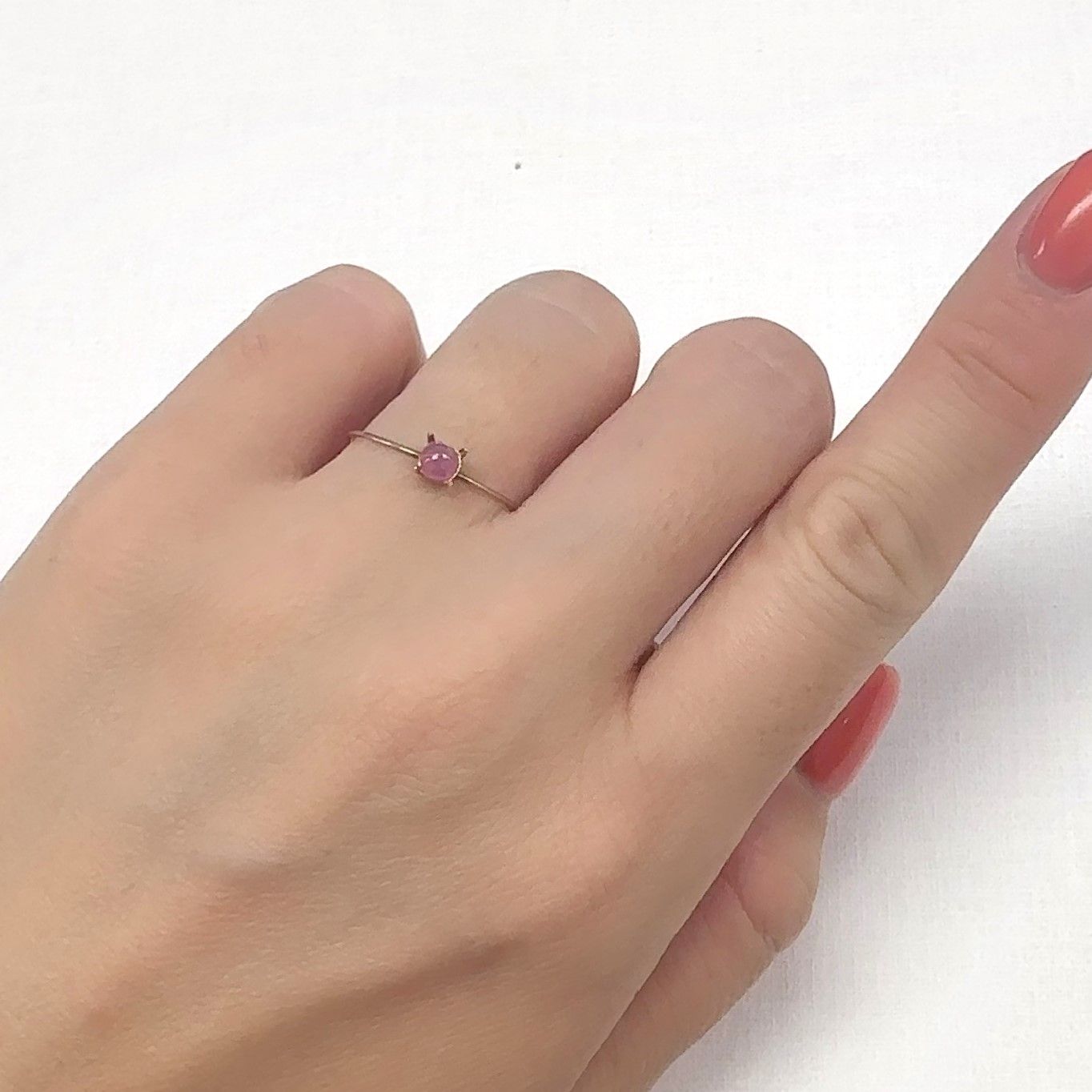 ペツォッタイト(ラズベリル) マダガスカル産 0.22ct[240929050]3.5x3.5mm前後