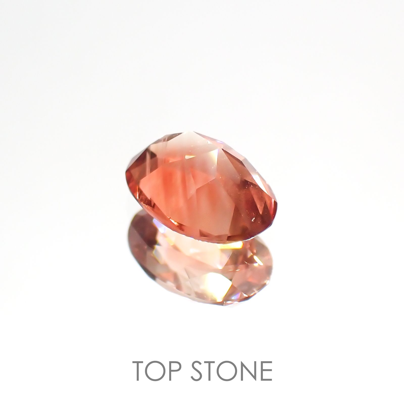 オレゴンサンストーン(宝石名ラブラドライト) アメリカ・オレゴン州産 0.72ct 識別済[20074127]7×5mm前後