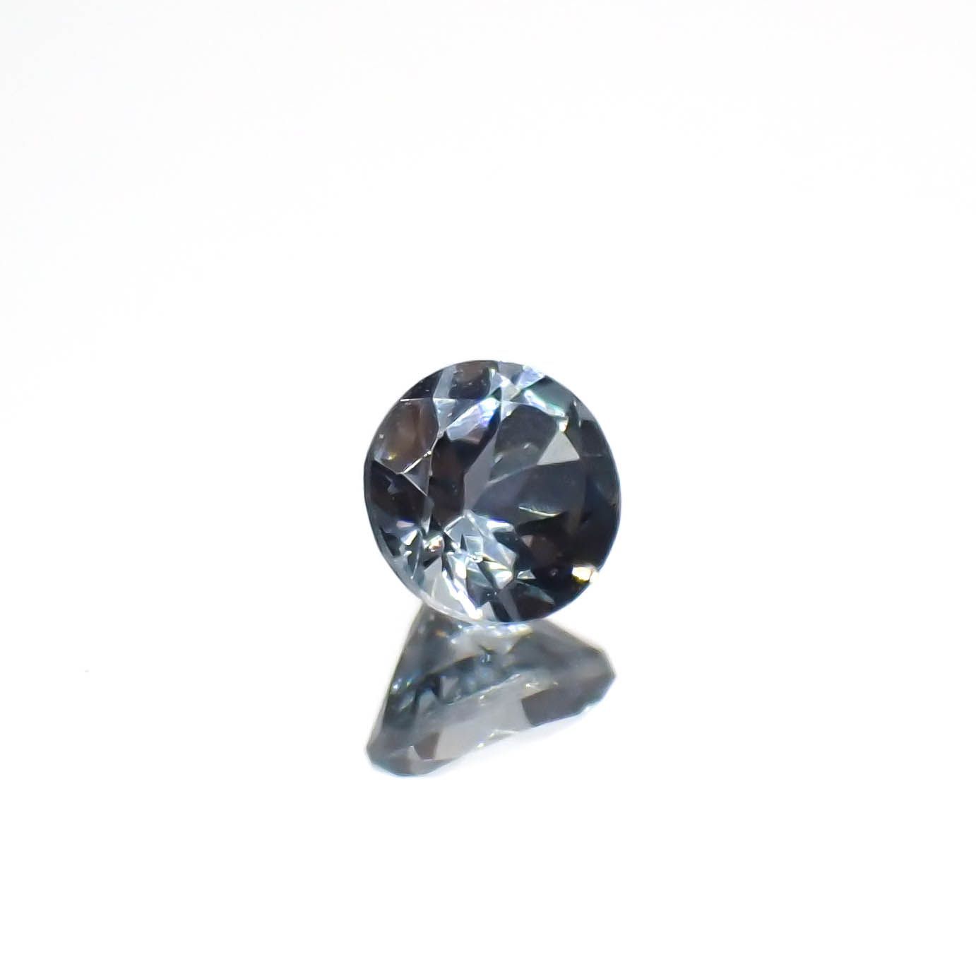 グレースピネル タンザニア産 0.46ct[230421538]4.4x4.4mm前後