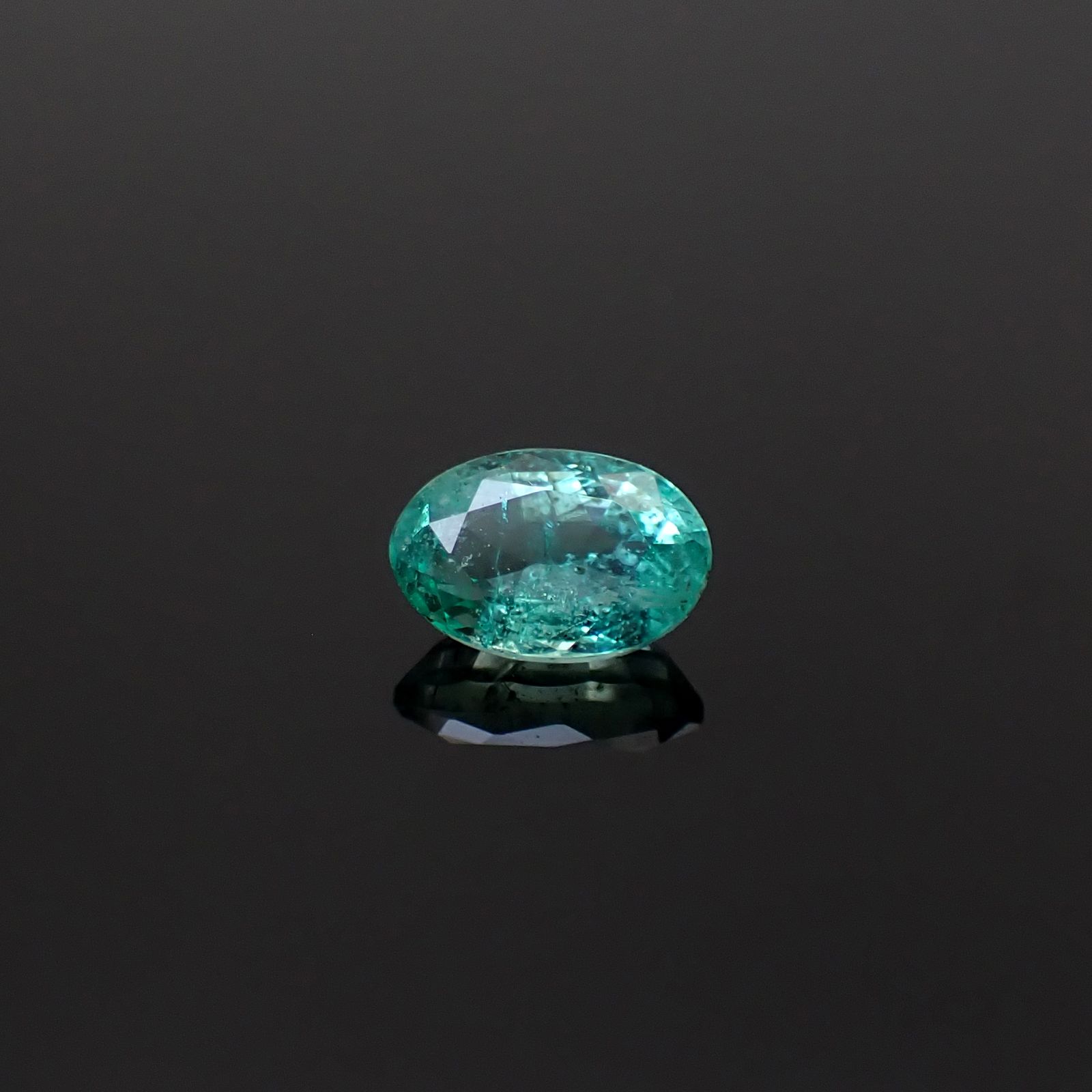 ブルーエメラルド(ブルーグリーンベリル) ザンビア産 0.46ct [250430282]6x4mm前後
