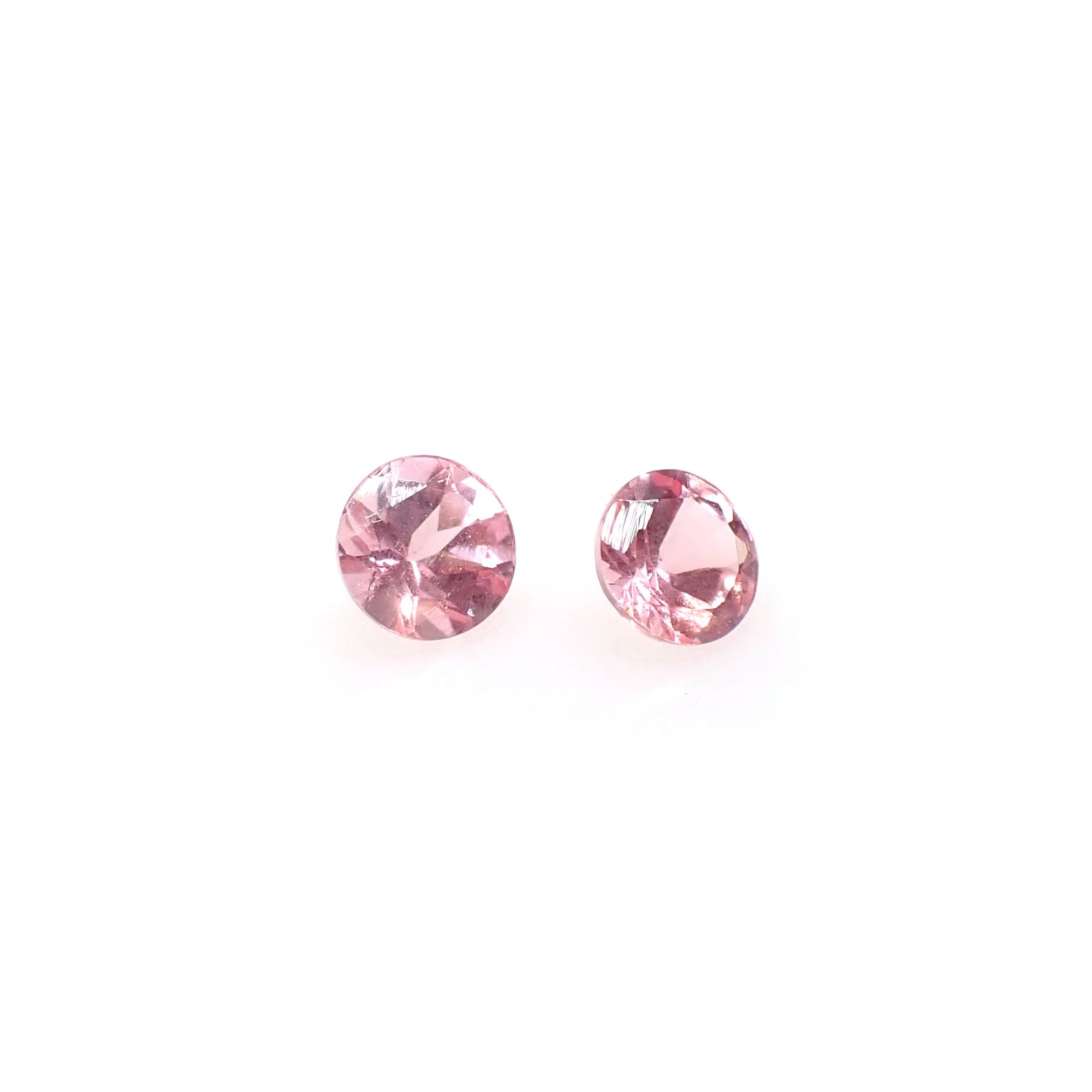 ◇ペアセット◇ピンクスピネル タンザニア産 0.46ct(2pcs合計) [250730790]3.6x3.5mm前後