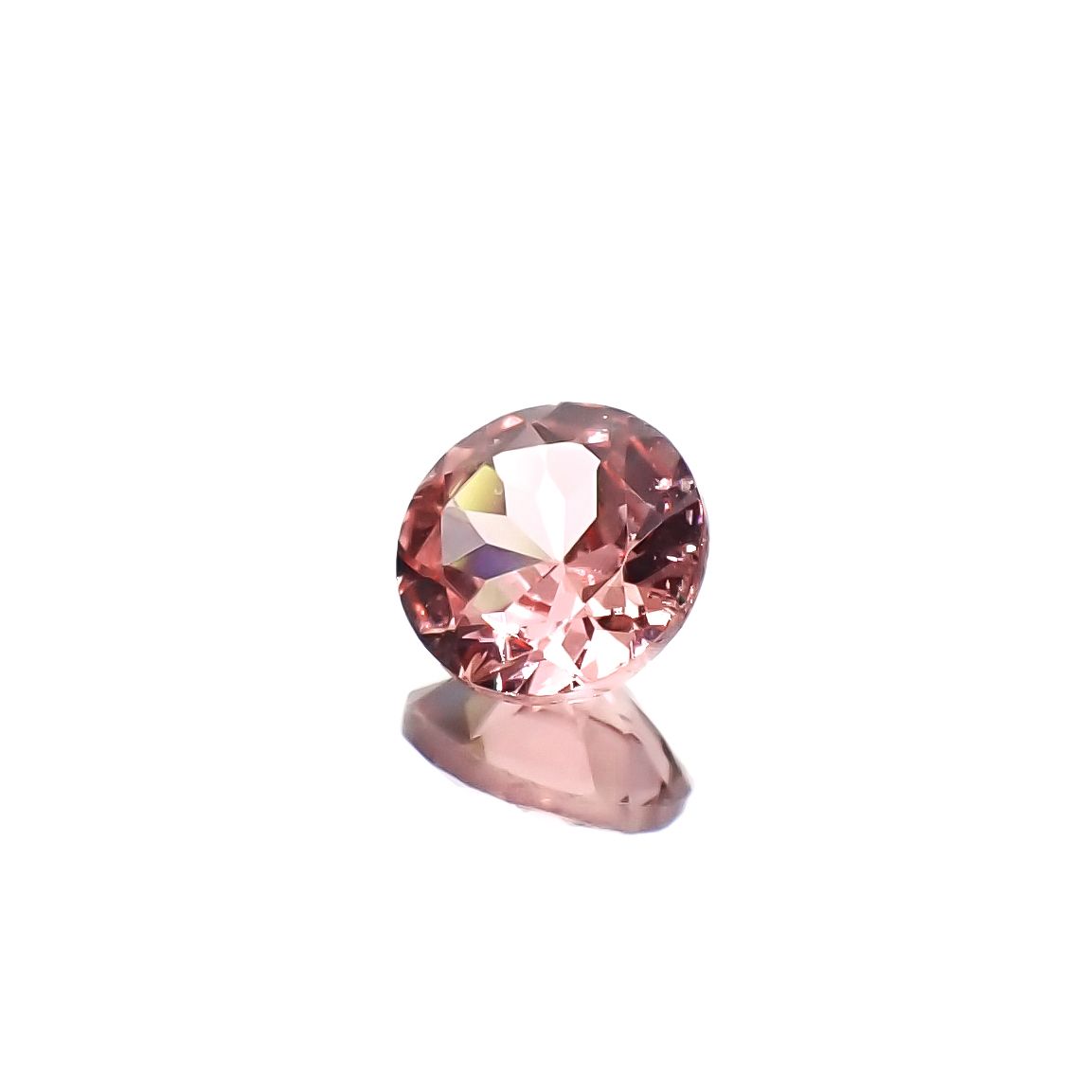 カラーシフトマラヤガーネット タンザニア産 0.89ct[231124342]5.9x5.9mm前後
