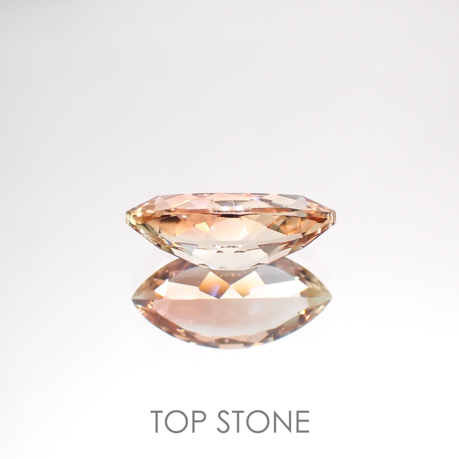 オレゴンサンストーン(宝石名ラブラドライト) アメリカ・オレゴン州産 1.62ct 識別済[20128881]11.9×6mm前後