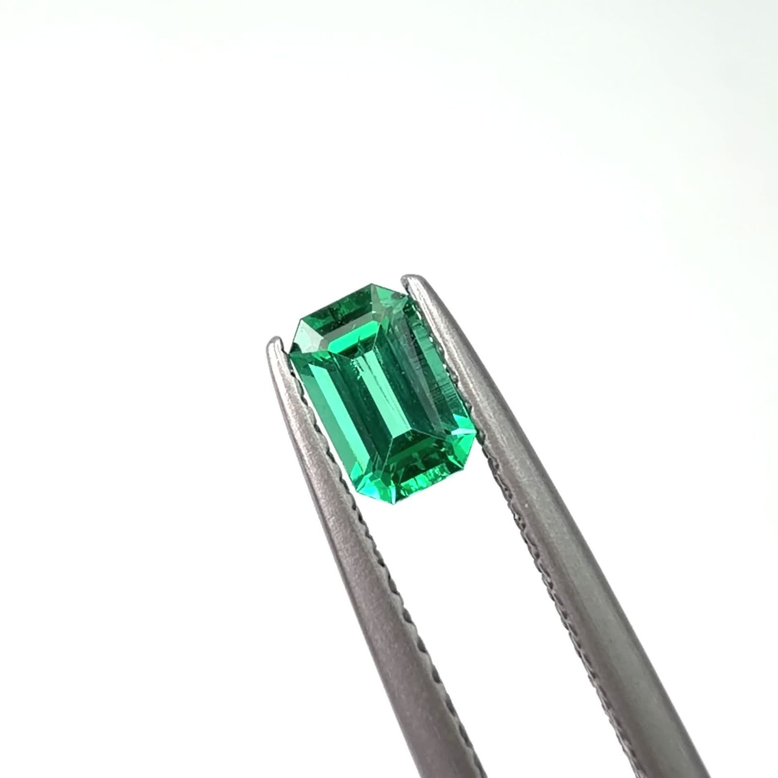 ノンオイルエメラルド(宝石名エメラルド)コロンビア産 GIA鑑付 0.42ct