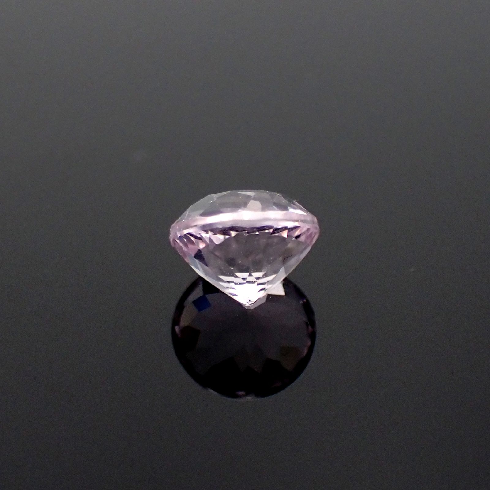 クンツァイト アフガニスタン産 1.15ct[231224775]6.2x6.2mm前後