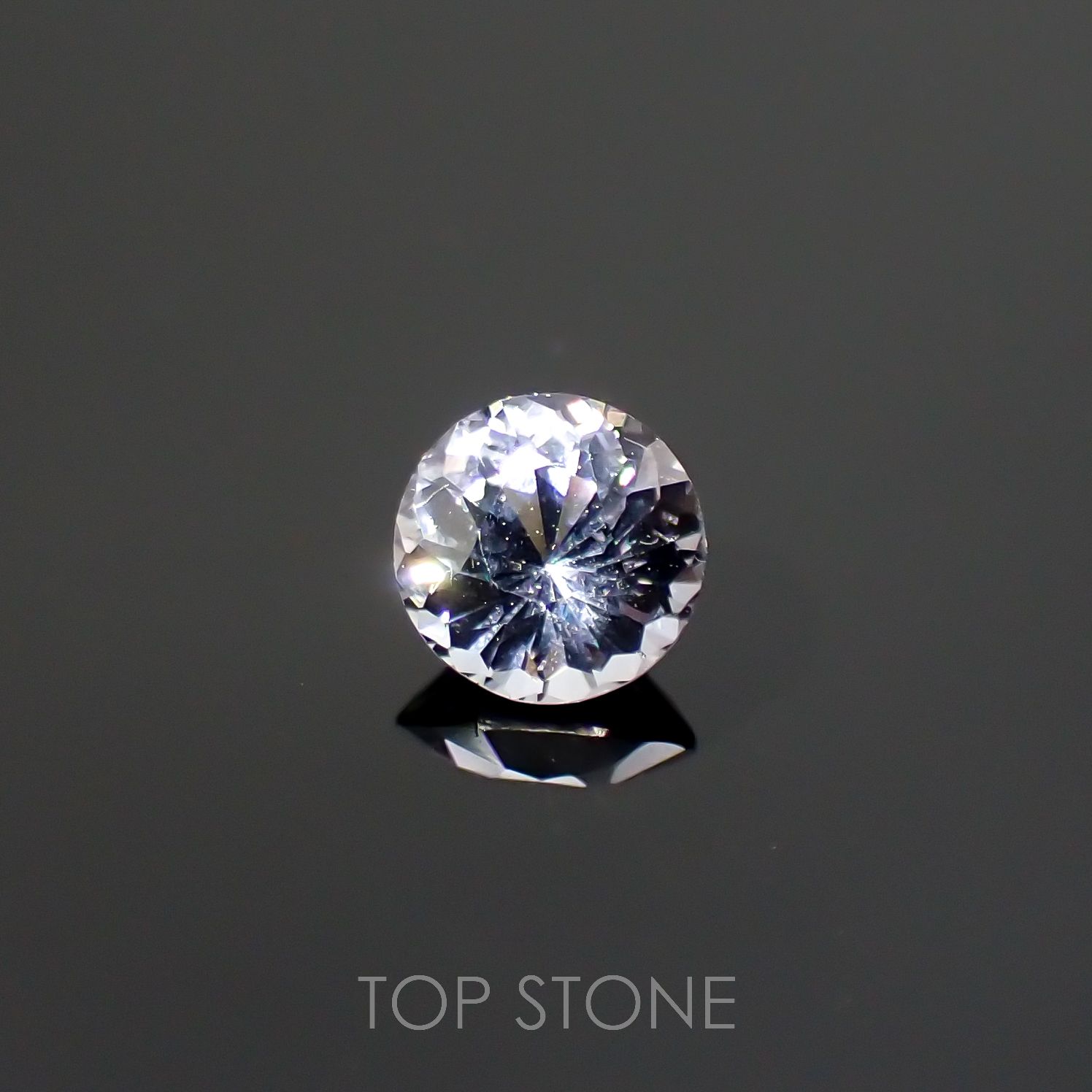 グレイッシュブルースピネル(宝石名スピネル)ビルマ/マダガスカル産 0.43ct 識別済[220716964]4.7x4.6mm前後