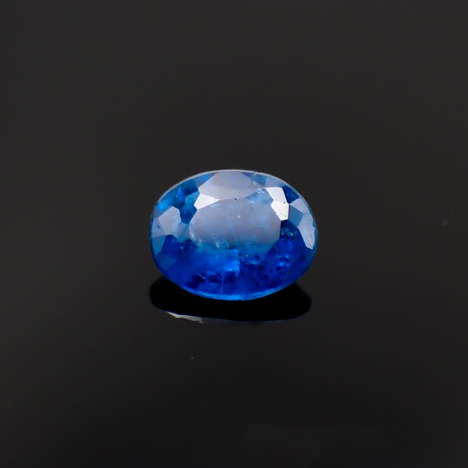 アフガナイト フルオレッセンス(宝石名アフガナイト)アフガニスタン産 0.36ct 識別済[221219549]5.6x4.5mm前後