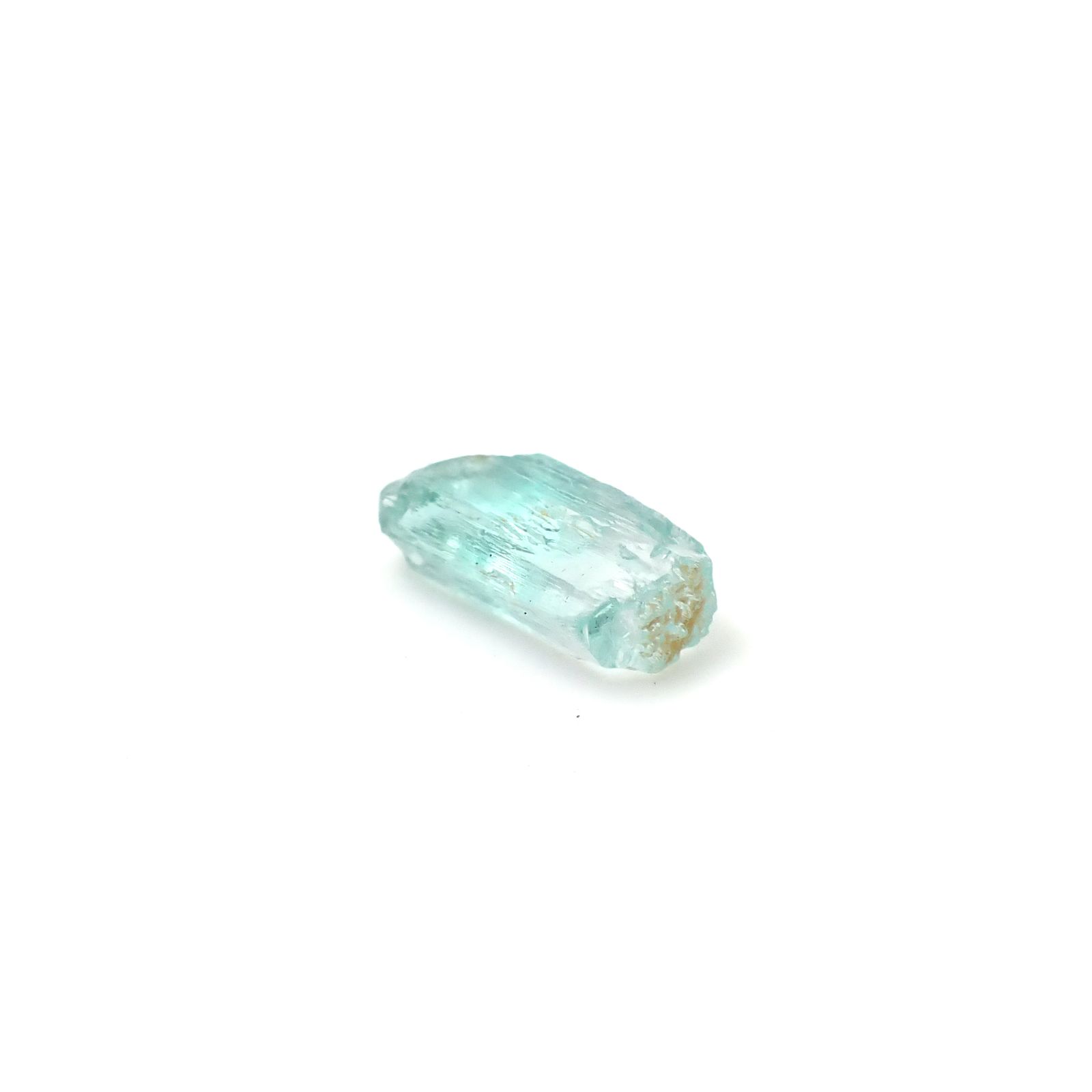 ミントベリル柱状結晶 原石 ナイジェリア産 1.18ct / 9.1x4.5mm前後 [251231417]