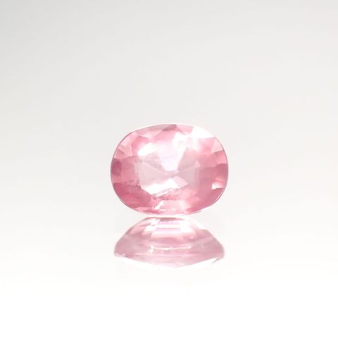 シルキーピンクスピネル(宝石名ピンク・スピネル) タンザニア産 0.86ct 識別済[240212896]6.4×5mm前後