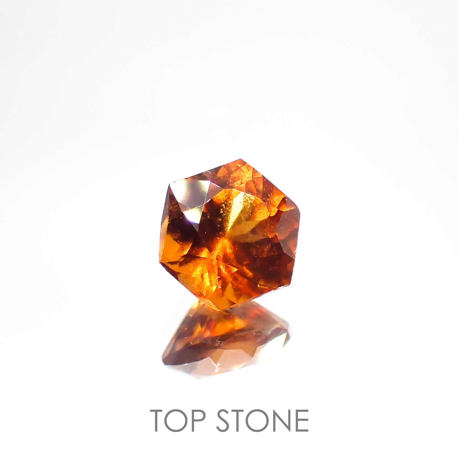 ◇ヘキサゴンカット◇ヘソナイトガーネット(宝石名ガーネット) スリランカ産 1.59ct 識別済[210912686]6.5×6.5mm前後