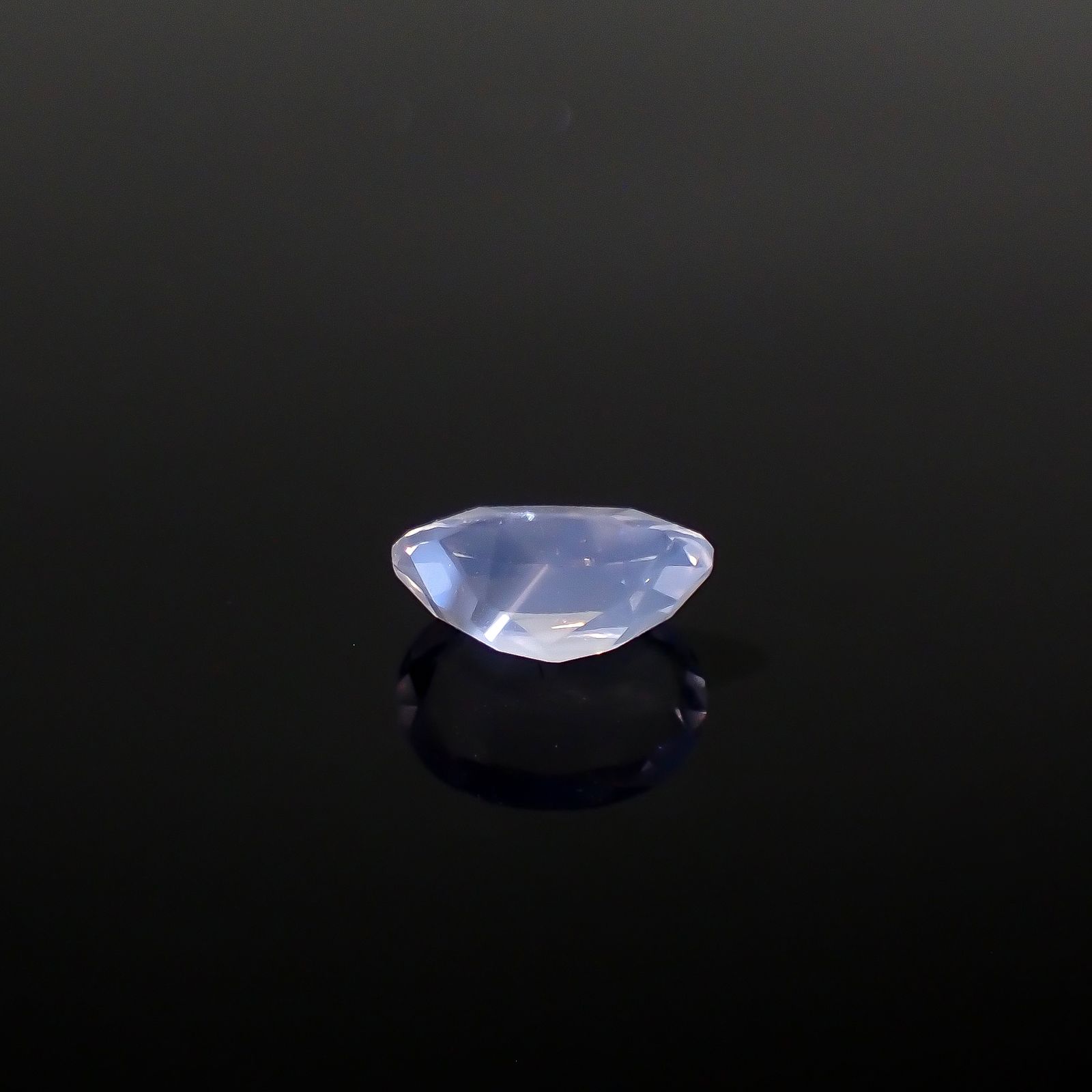 ムーンストーン(宝石名オーソクレース)インド/スリランカ産 0.61ct 識別済[240527728]7x5mm前後
