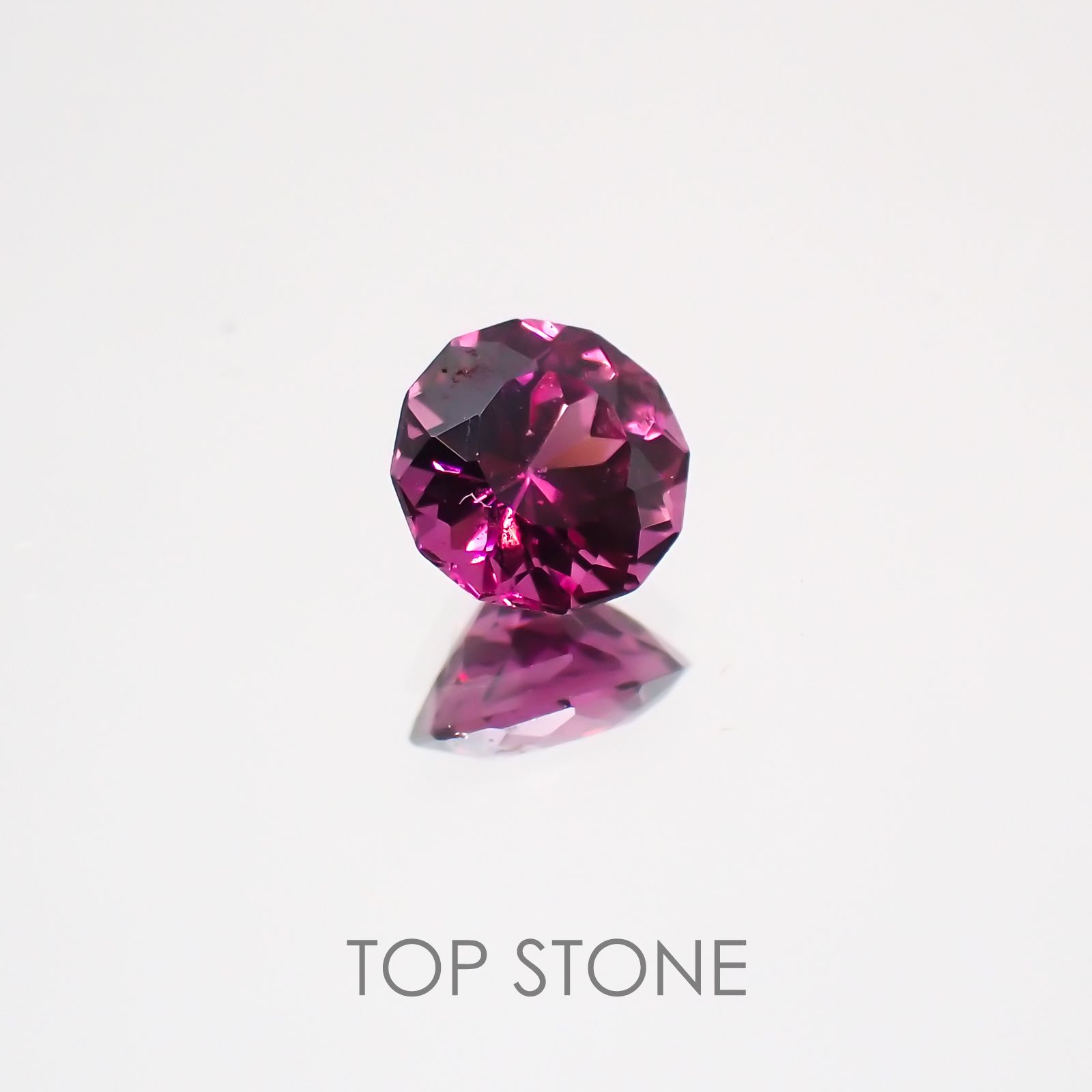 グレープガーネット ブラジル産 ルース 0.46ct[21069696]4.6×4.6mm前後