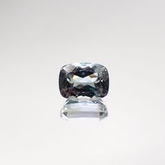 パーティカラータンザナイト(宝石名タンザナイト) タンザニア産 2.316ct ソ付(彩珠)[210711639]8.3×6.3mm前後